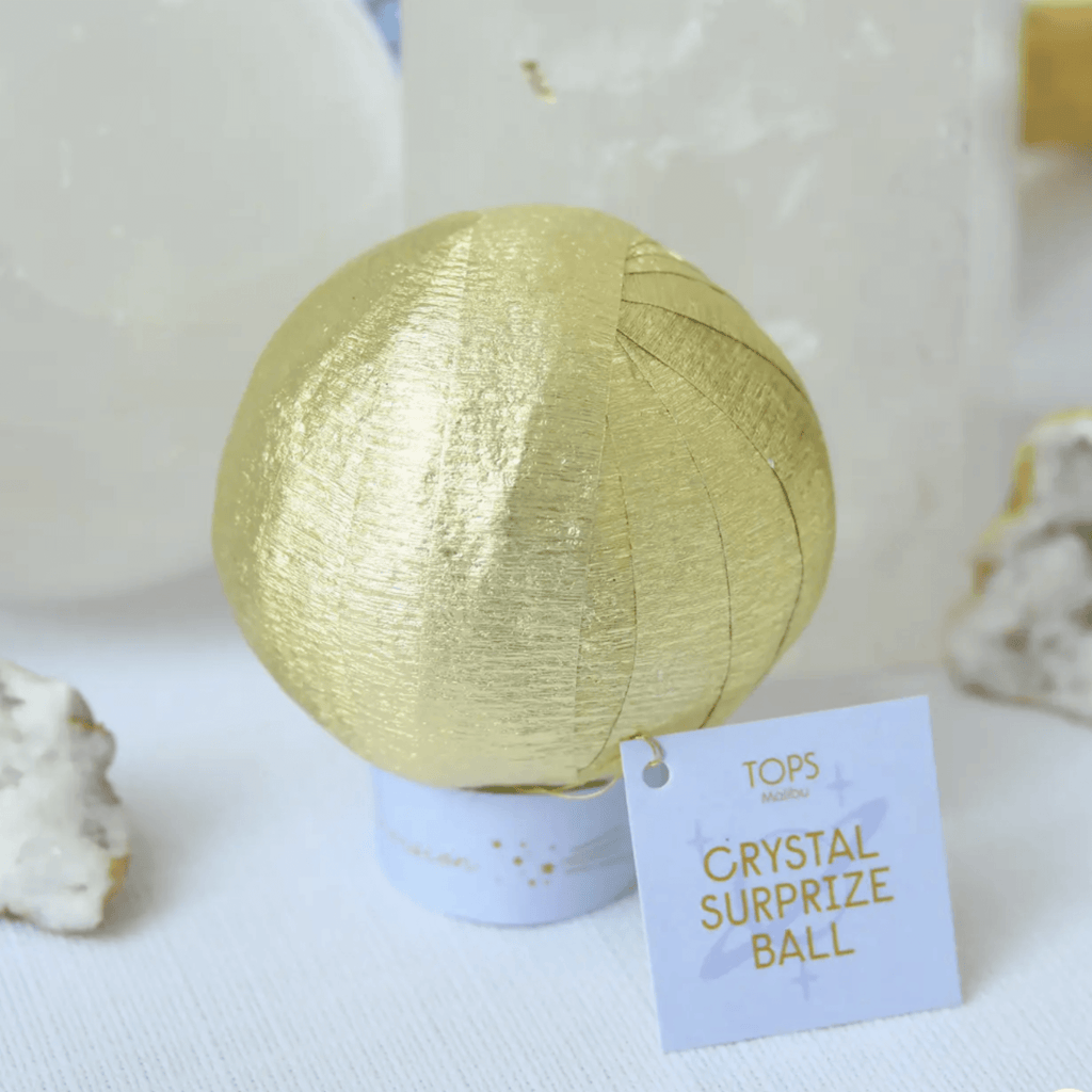 CRYSTAL BALL SURPRIZE BALL