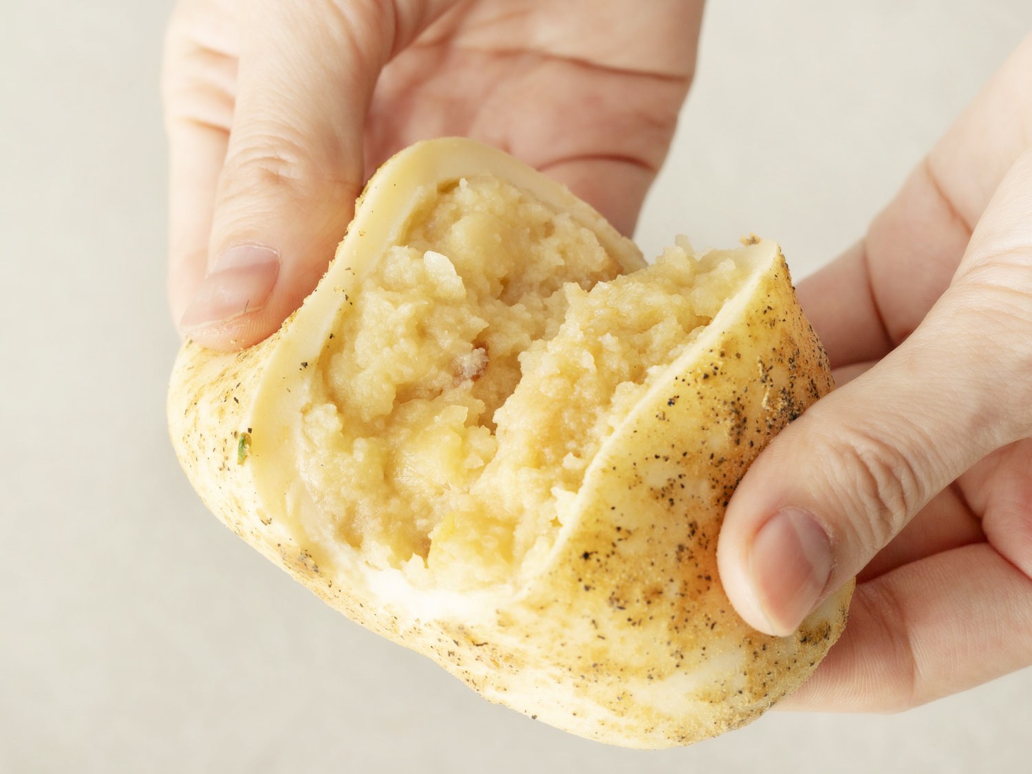 Chewy Potato Mochi Bread (80g, 2.8oz x 20P)