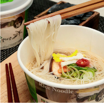 [Wellbeing Garden] Square Rice Noodles – Spicy Seafood Flavor (92g, 3.25oz)
