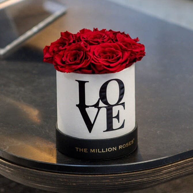 Essence White Box | Love Edition | Red Roses