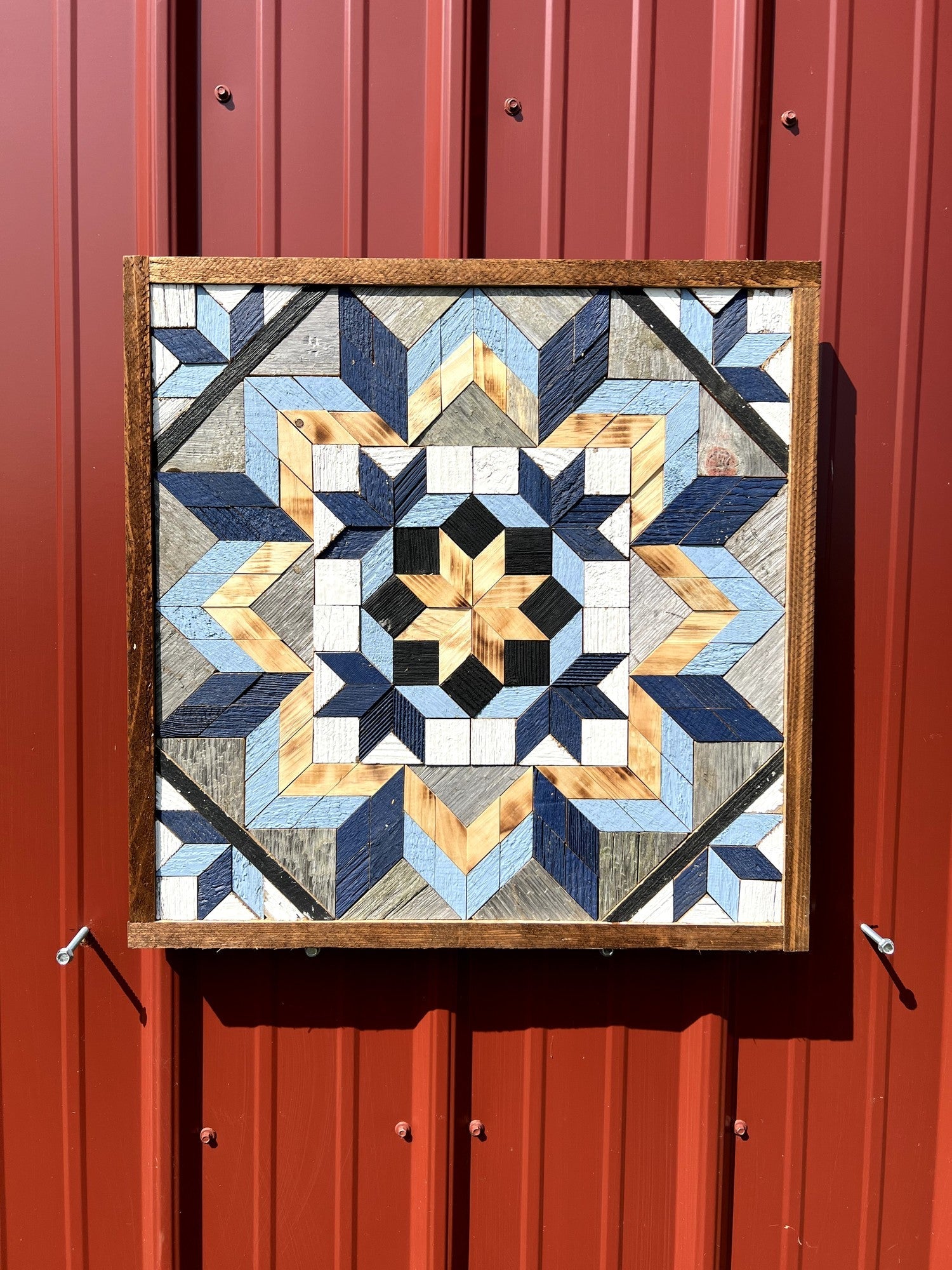 Amish Handmade Barn Quilt Wall Art – Reclaimed Barn Wood – 20.75” x 20.75”