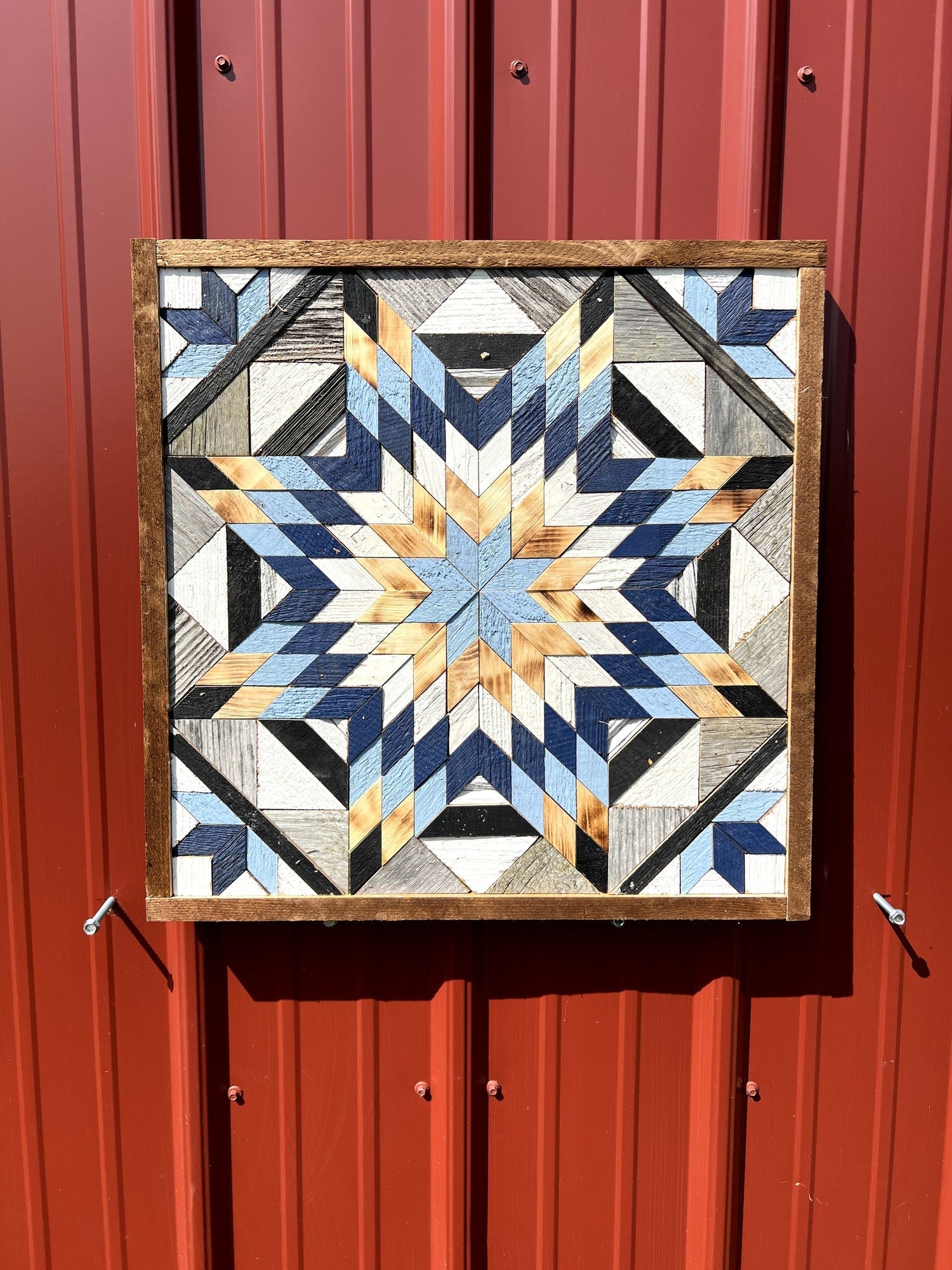 Amish Handmade Barn Quilt Wall Art – Reclaimed Barn Wood – 20.75” x 20.75”