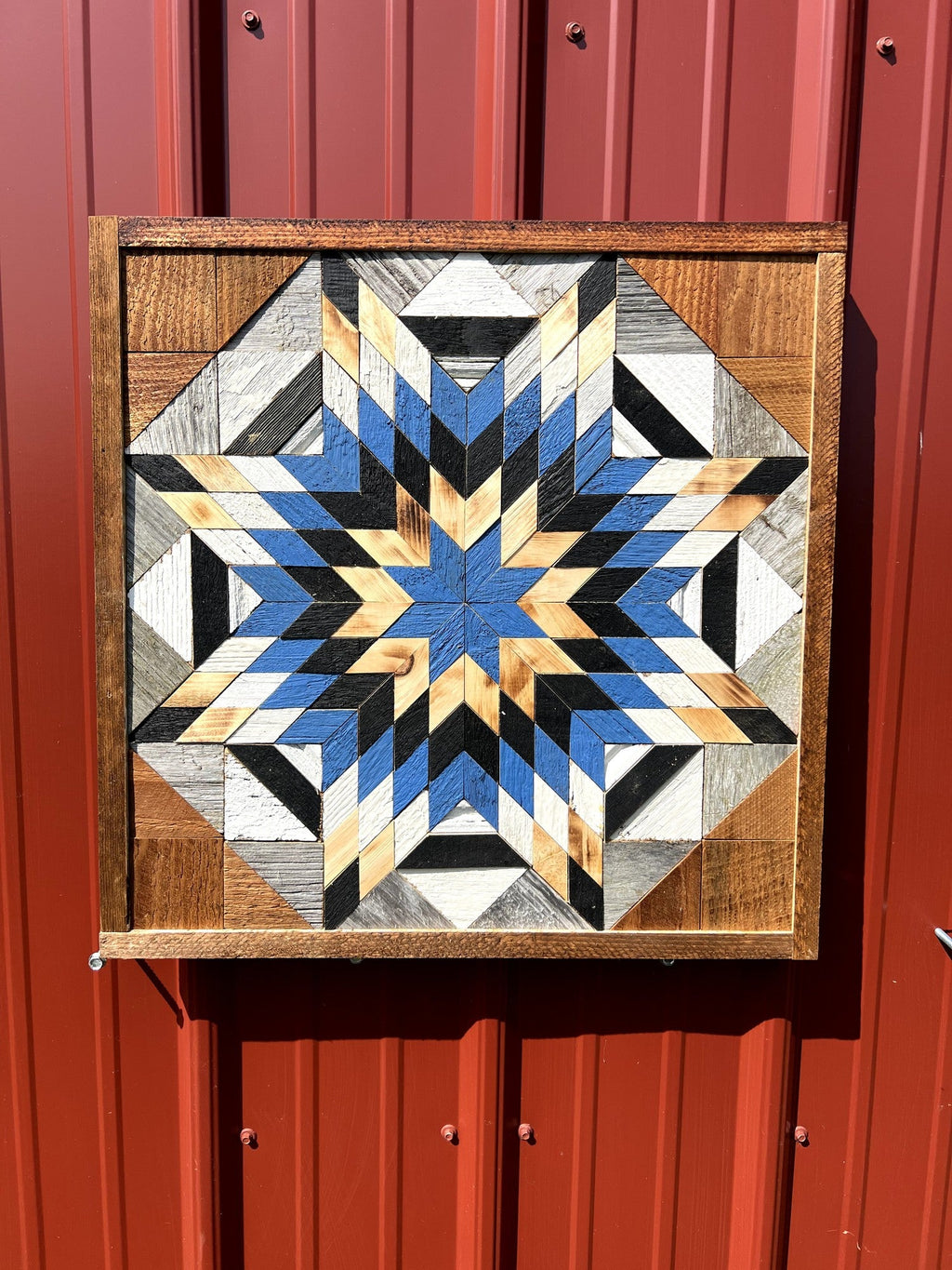 Amish Handmade Barn Quilt Wall Art – Reclaimed Barn Wood – 20.75” x 20.75”
