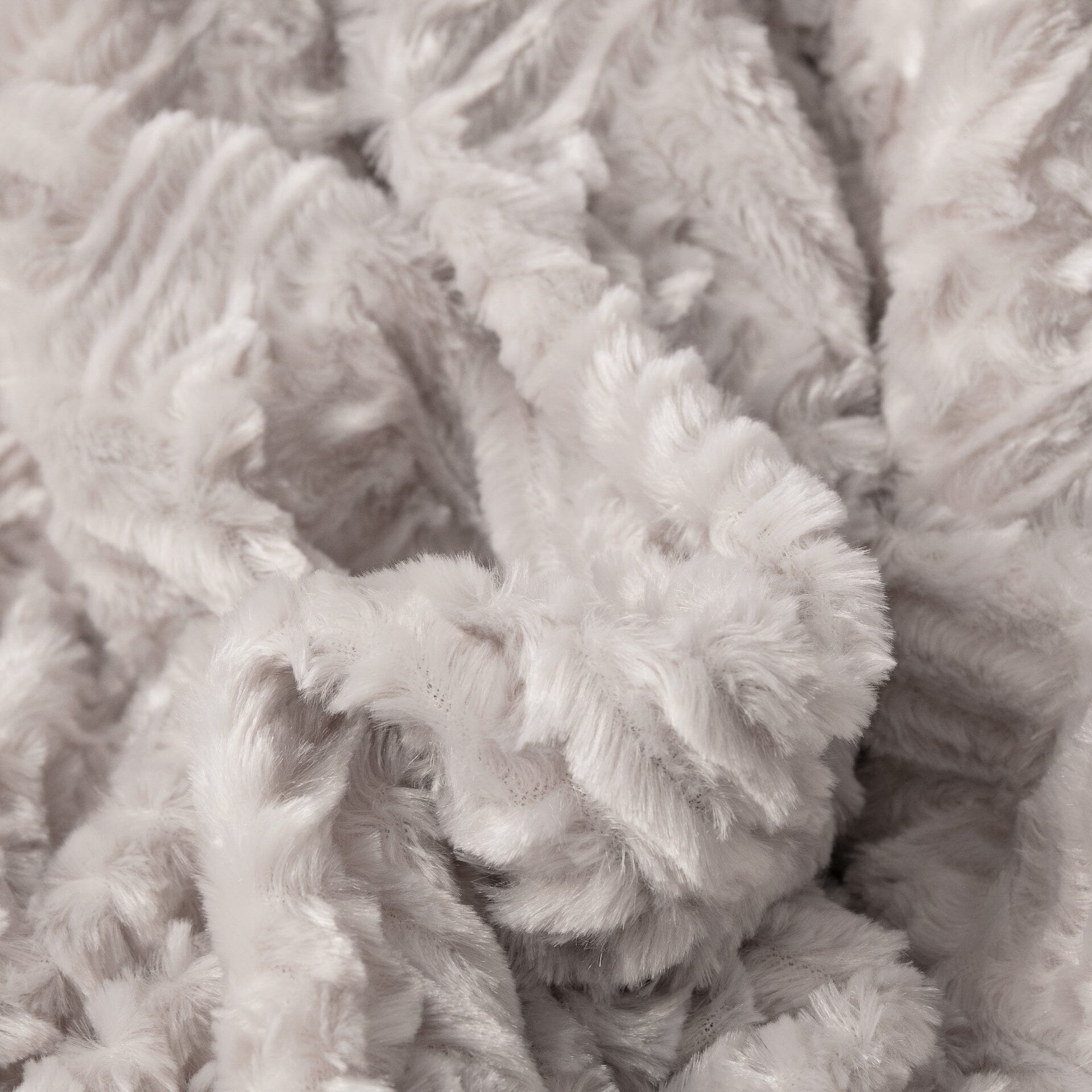 DaDalogy Lavender Grey Faux Fur Sherpa Throw Blanket