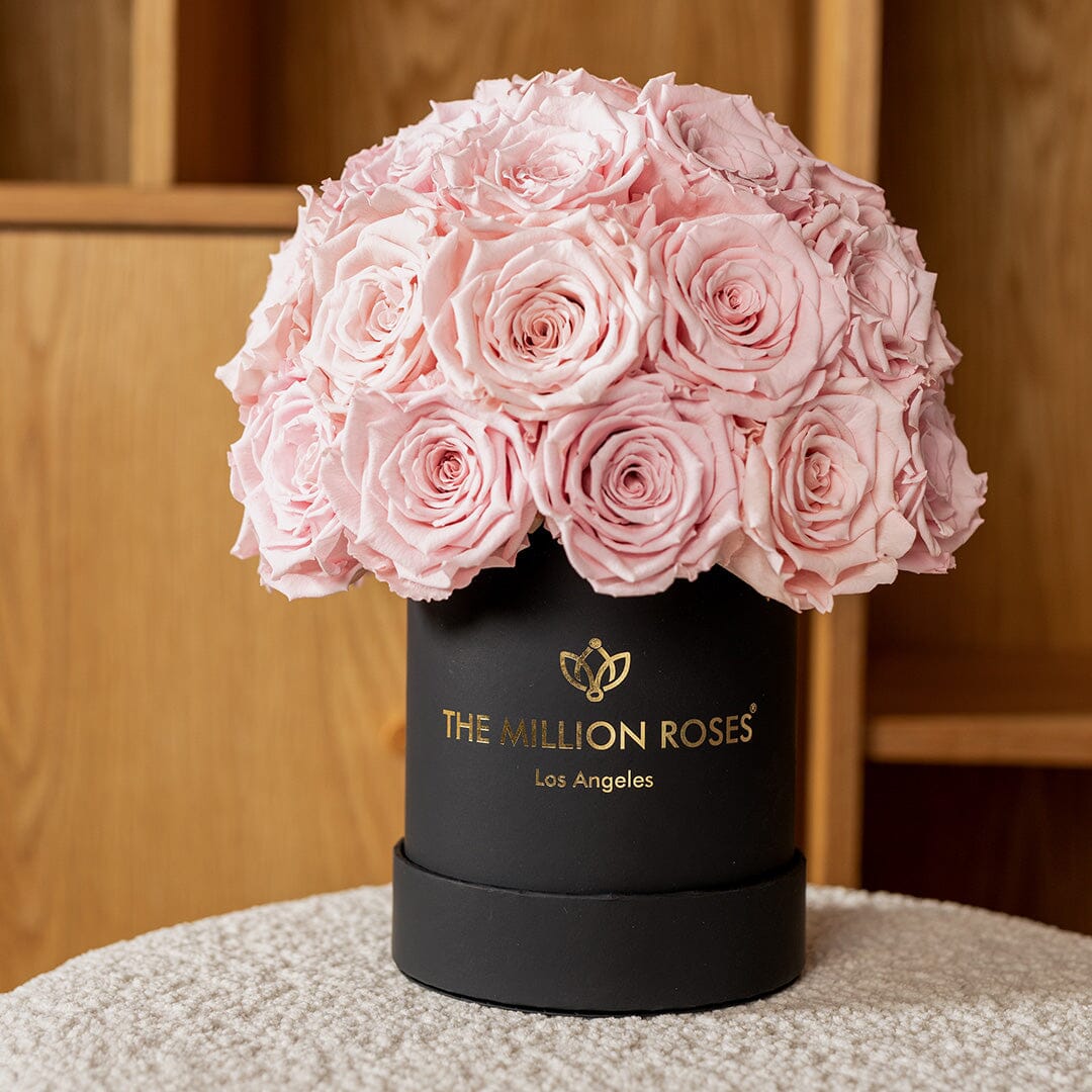 Essence Black Superdome Box | Light Pink Roses