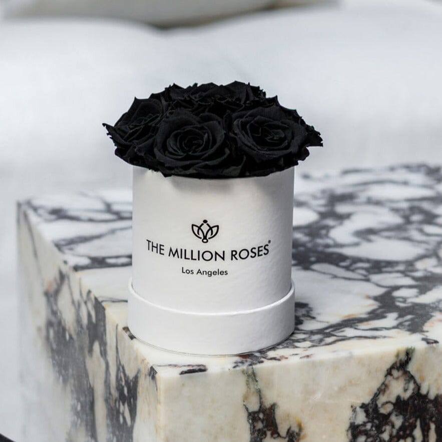 Essence White Box | Black Roses