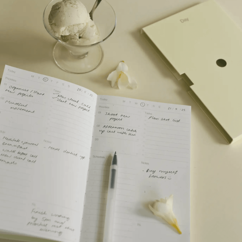 DAY PLANNER