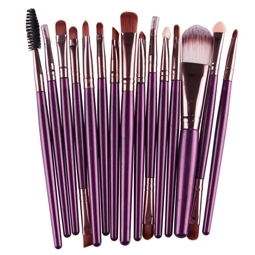 MAANGE 18-piece professional makeup brush set with purple handles, including foundation, powder, blush, eyeshadow, eyeliner, blending, fan and precision cosmetic brushes for face and eye makeup.
