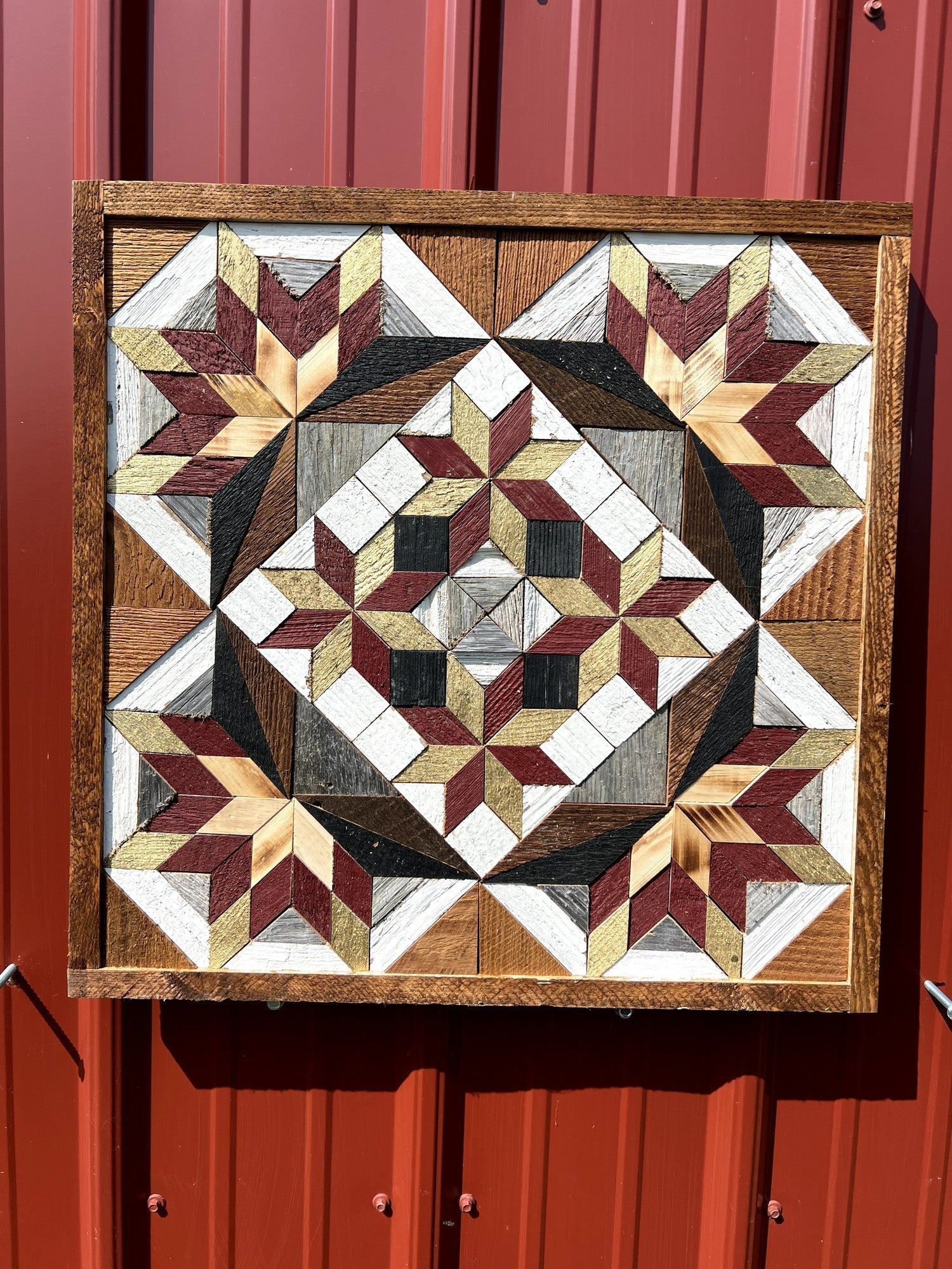 Amish Handmade Barn Quilt Wall Art – Reclaimed Barn Wood – 20.75” x 20.75”