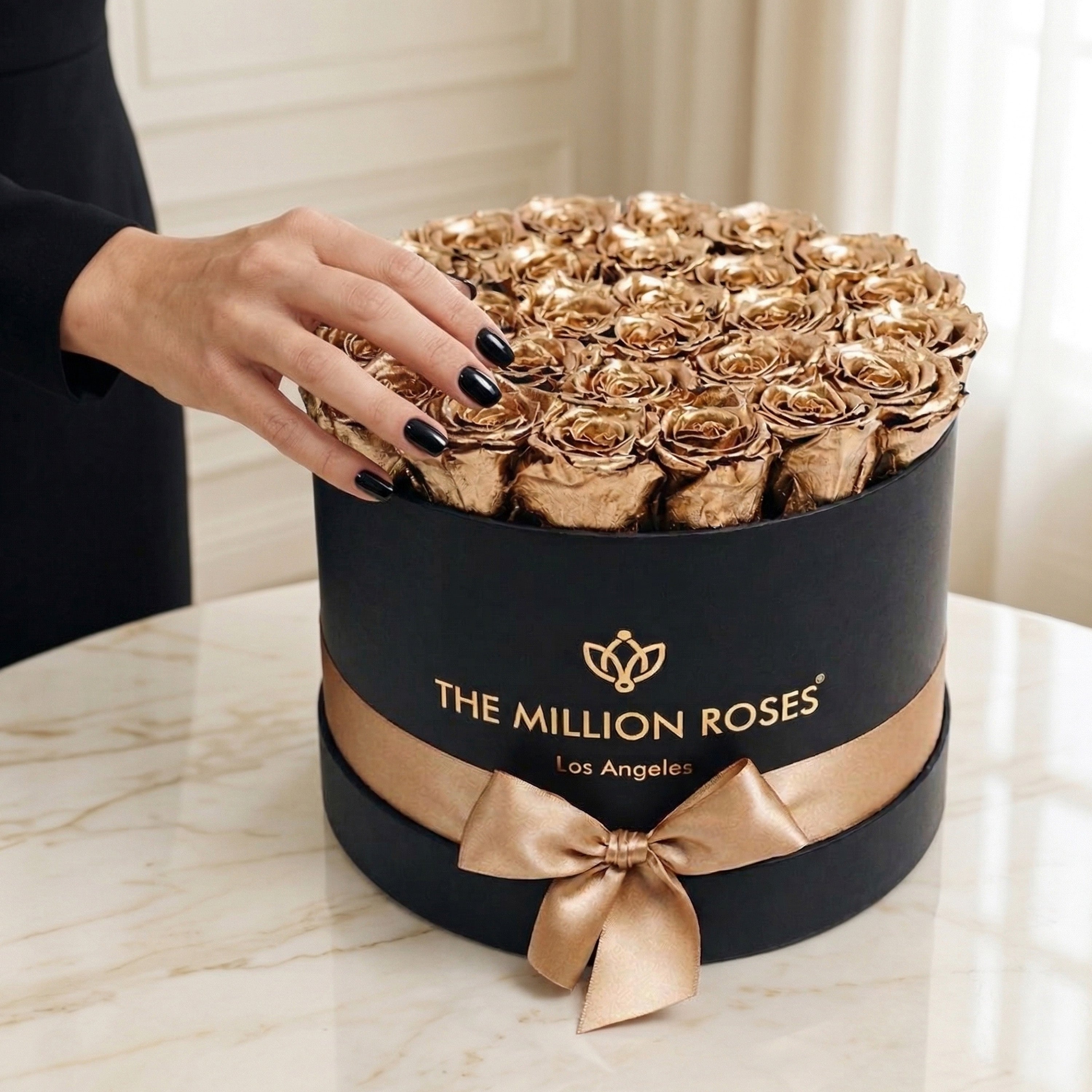 Supreme Black Box | 24K Gold Roses