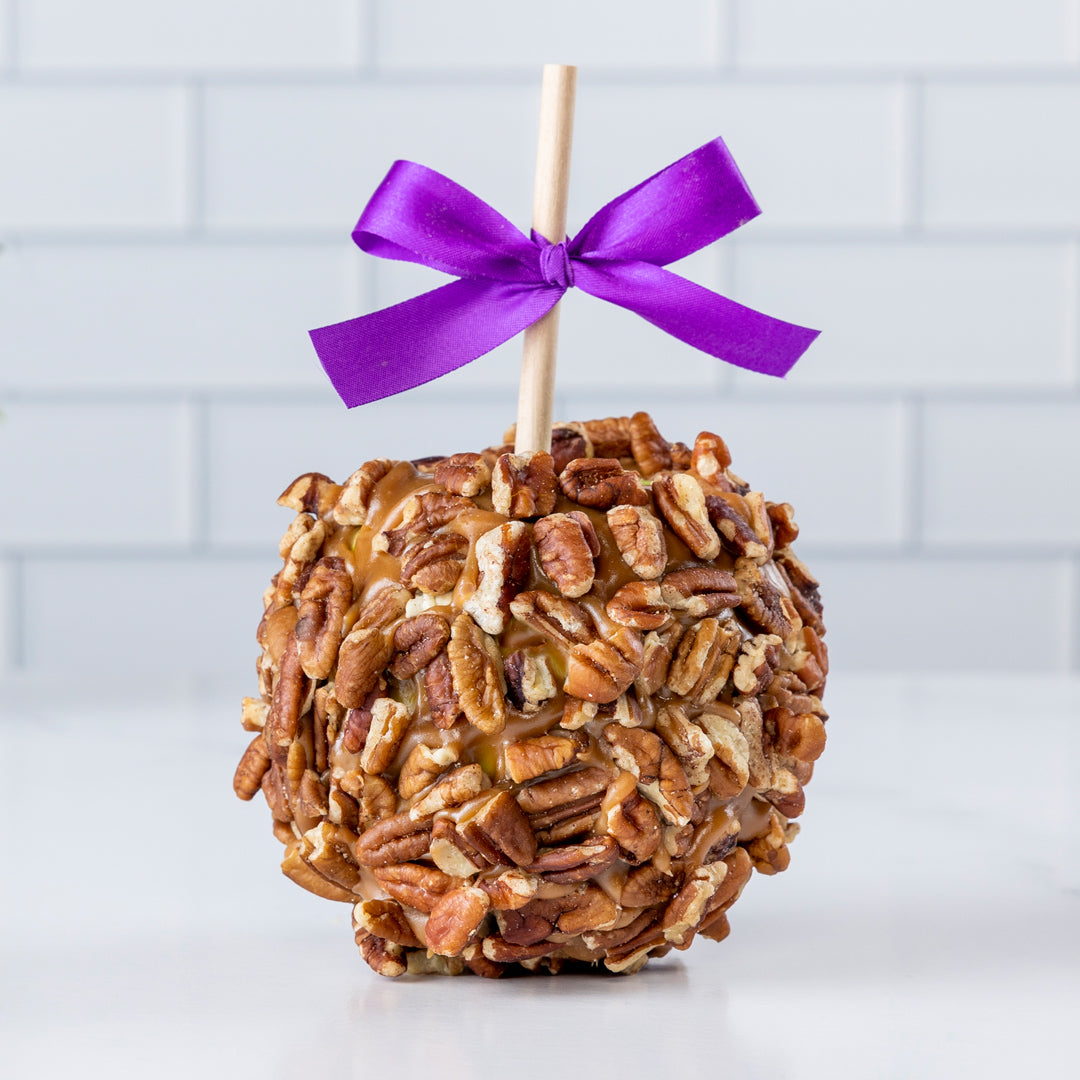 Pecan – Gourmet Caramel Apple
