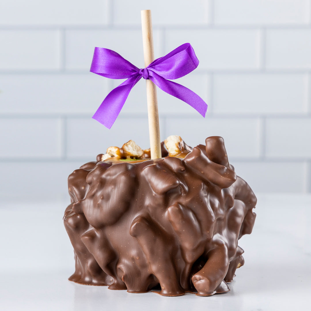 Chocolate Covered Pretzel – Gourmet Caramel Apple