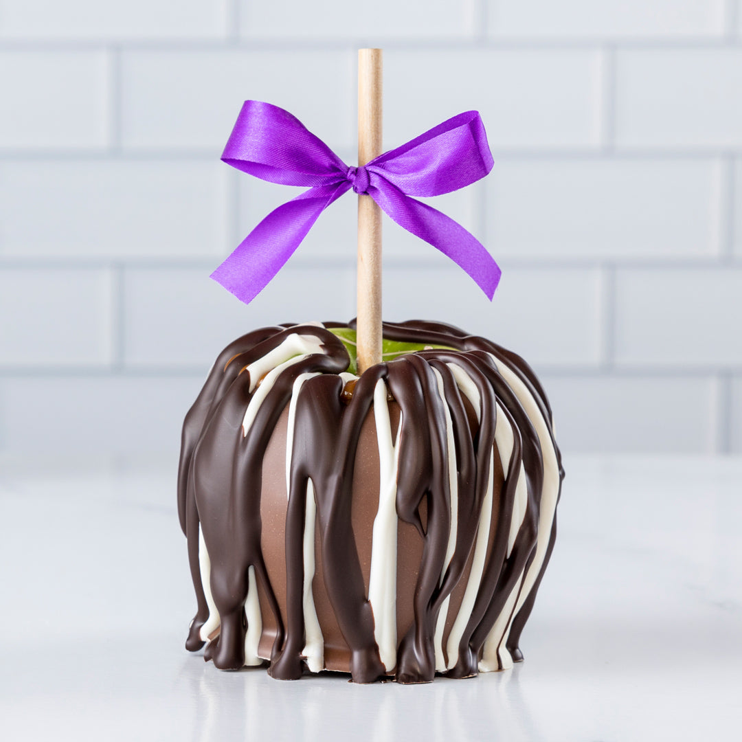 Triple Chocolate – Gourmet Caramel Apple