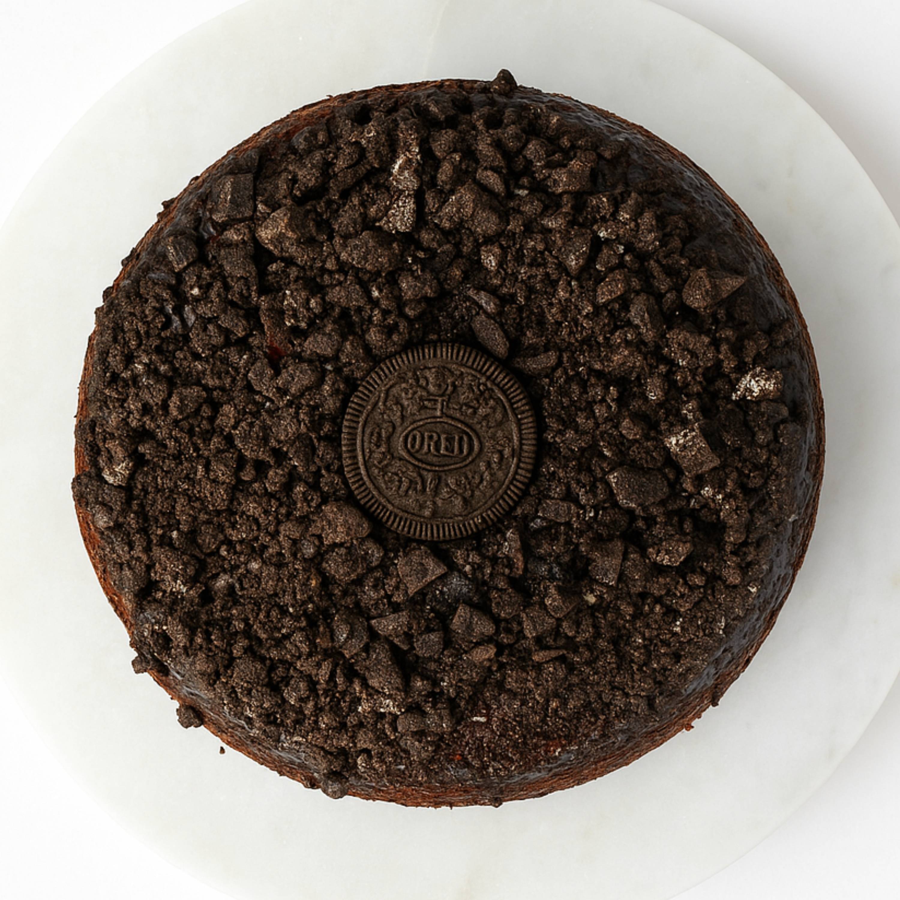 Andy Anand's 9" Cookies Cream Cake: Luxurious, Handcrafted Delight - Perfect Bakery Dessert, Taste the Difference from Ordinary Cakes!