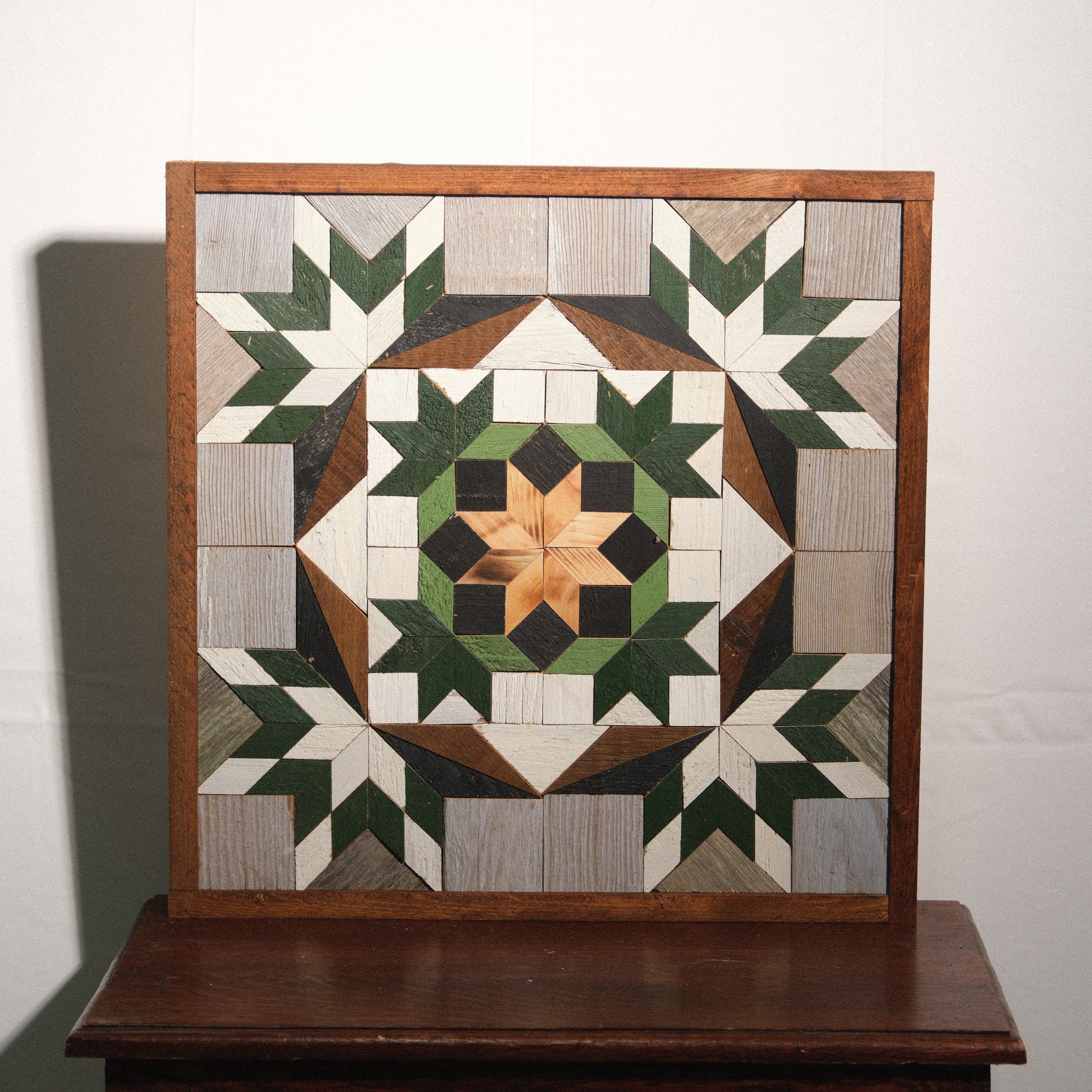 Amish Handmade Barn Quilt Wall Art – Reclaimed Barn Wood – 20.75” x 20.75”