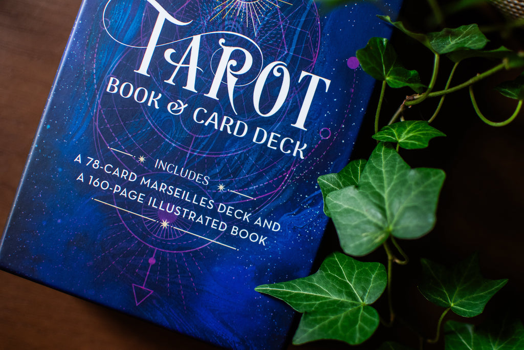 Tarot Book & Card Deck: Includes a 78-Card Marseilles Deck and a 160-Page Illustrated Book (Sirius Oracle Kits)