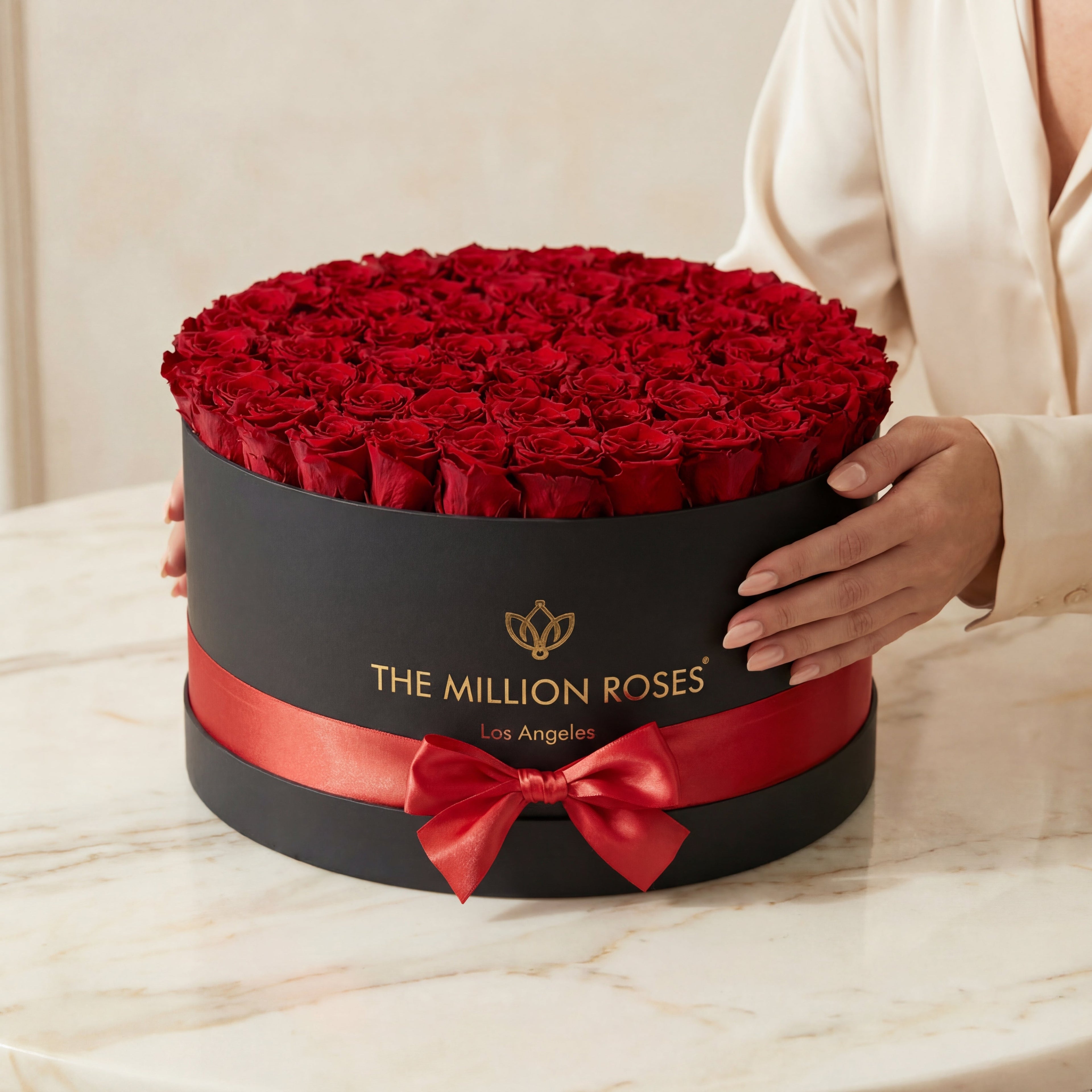 Deluxe Black Box | Red Roses