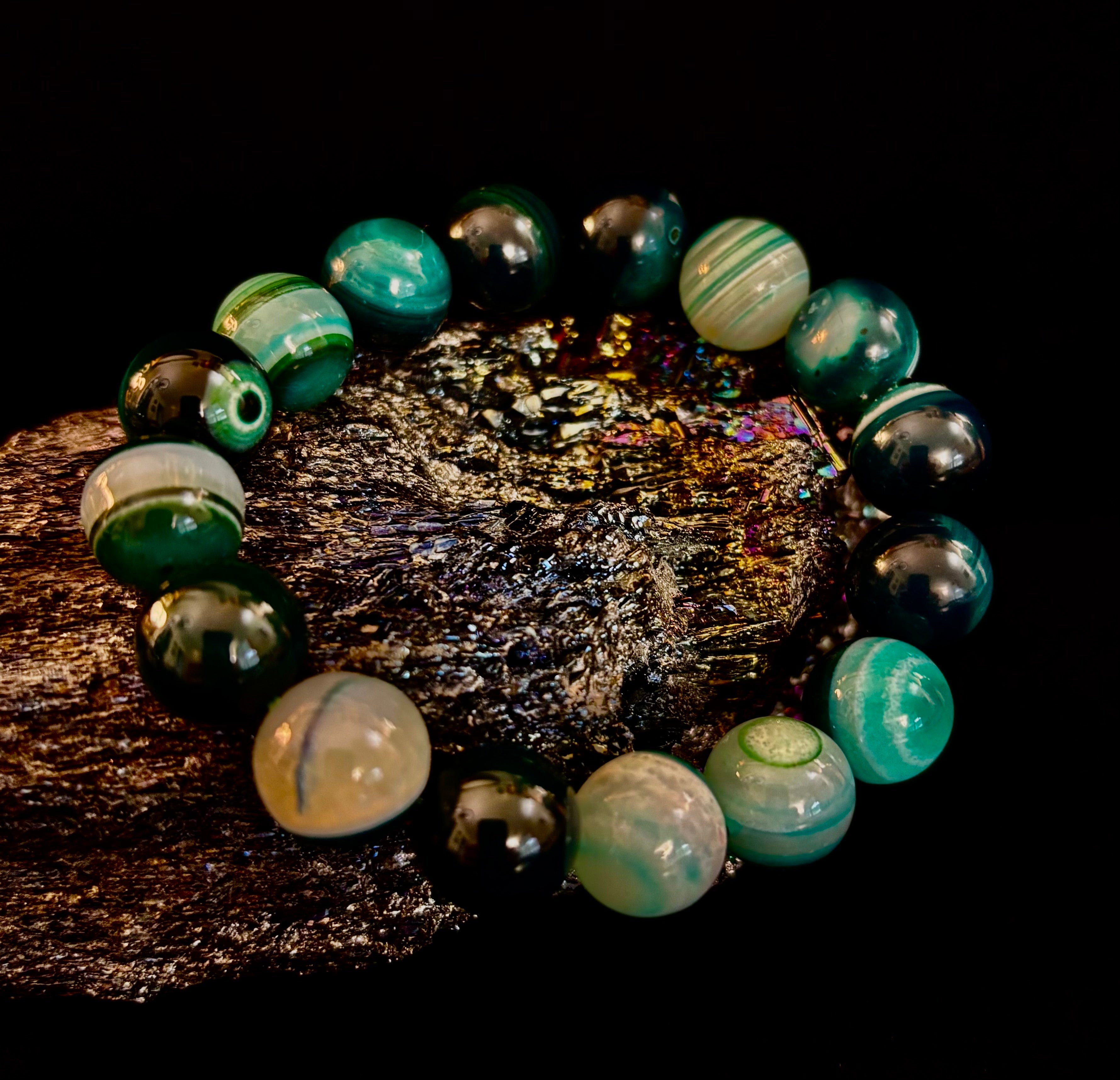 Wicked Fabulous Emerald Tide – Green Banded Agate Bracelet