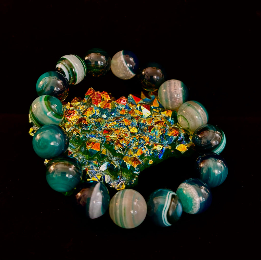 Wicked Fabulous Emerald Tide – Green Banded Agate Bracelet