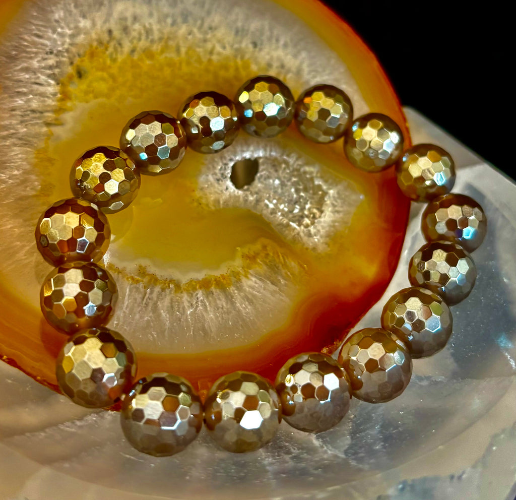 Champagne Glow Faceted Agate Bracelet