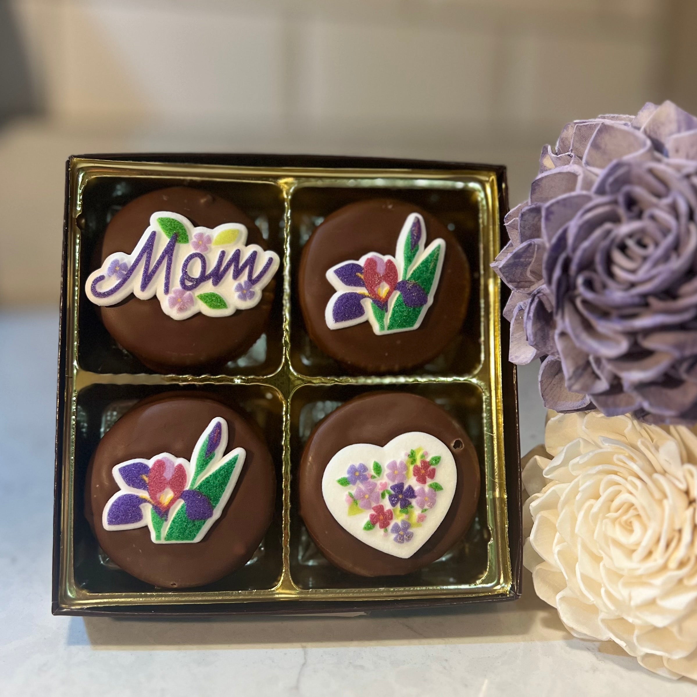 Mother's Day Oreo 4PK