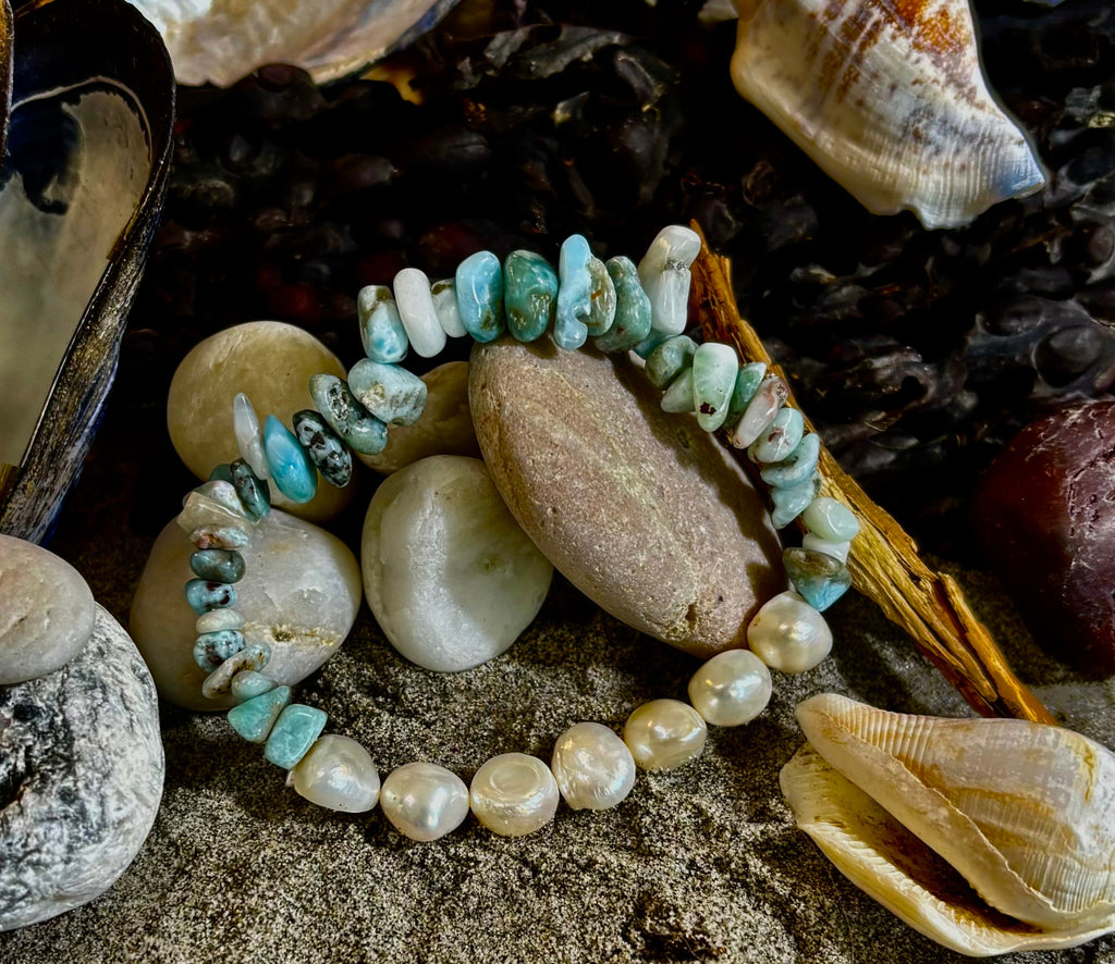 🌊 Mermaid's Treasure Bracelet - Larimar & Cultured Freshwater Pearl Stretch Bracelet