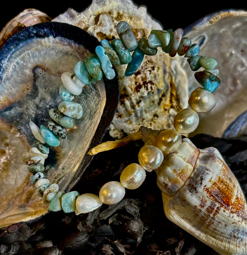 🌊 Mermaid's Treasure Bracelet - Larimar & Cultured Freshwater Pearl Stretch Bracelet