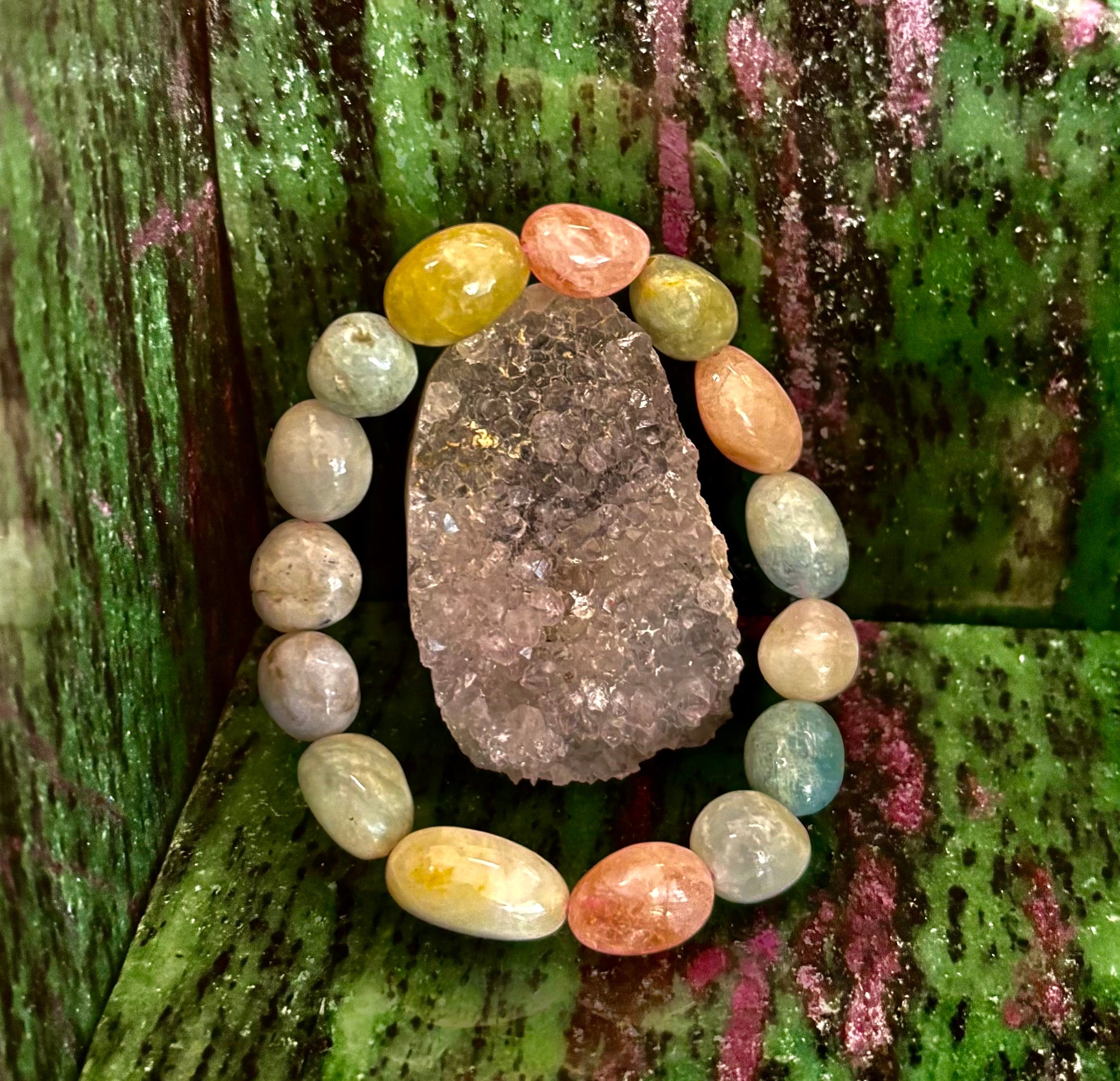 🌸 Heart in Bloom Morganite Bracelet