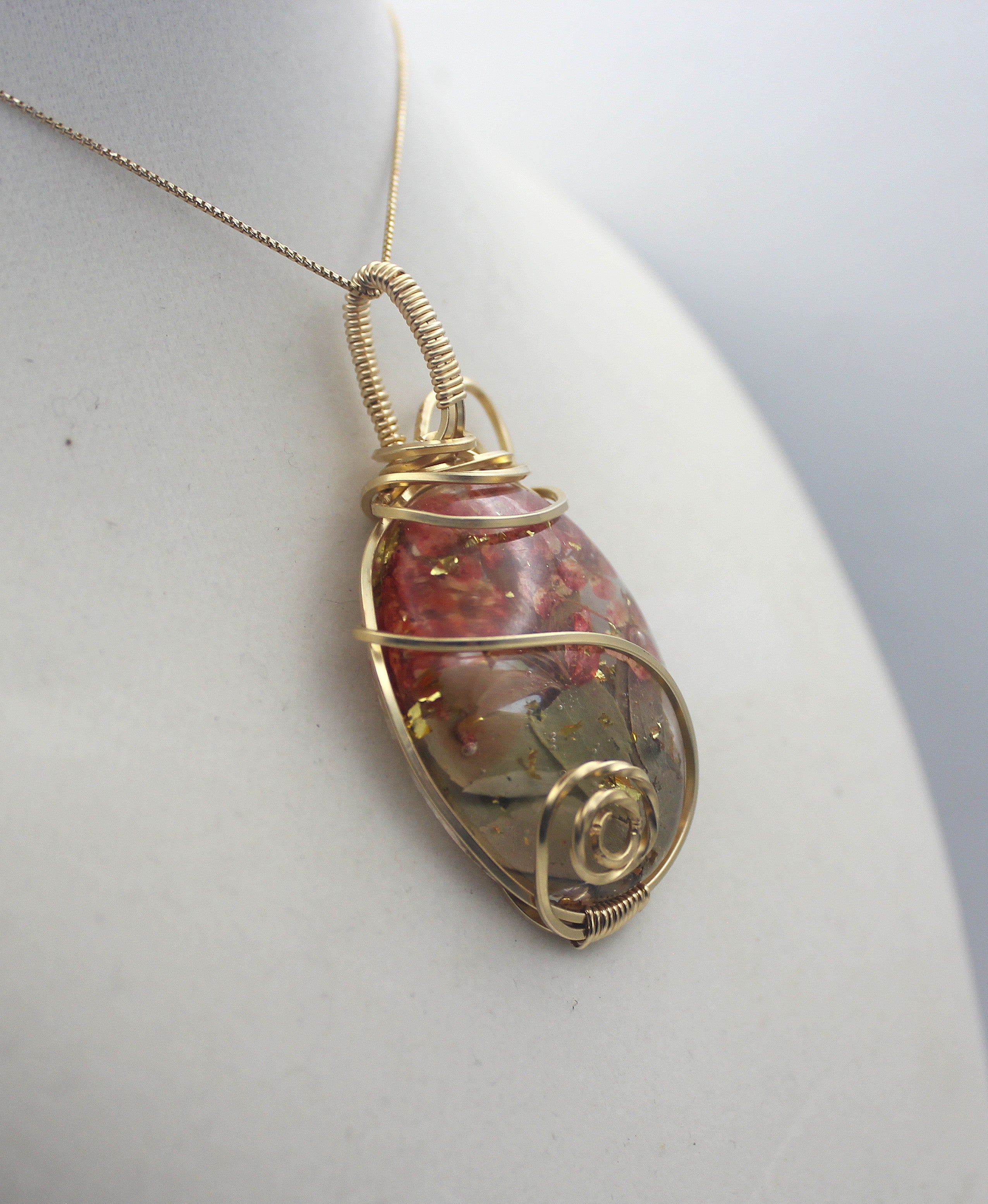 Gold Flower Resin Pendant Necklace – 14k Gold-Filled Wire Wrapped Botanical Jewelry