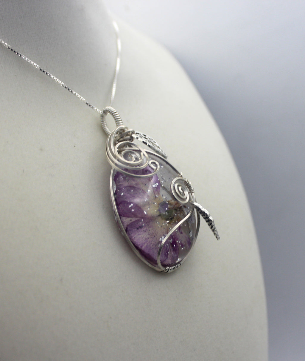 Silver Argentium Charmed Resin Purple Dried Flower Pendant Necklace