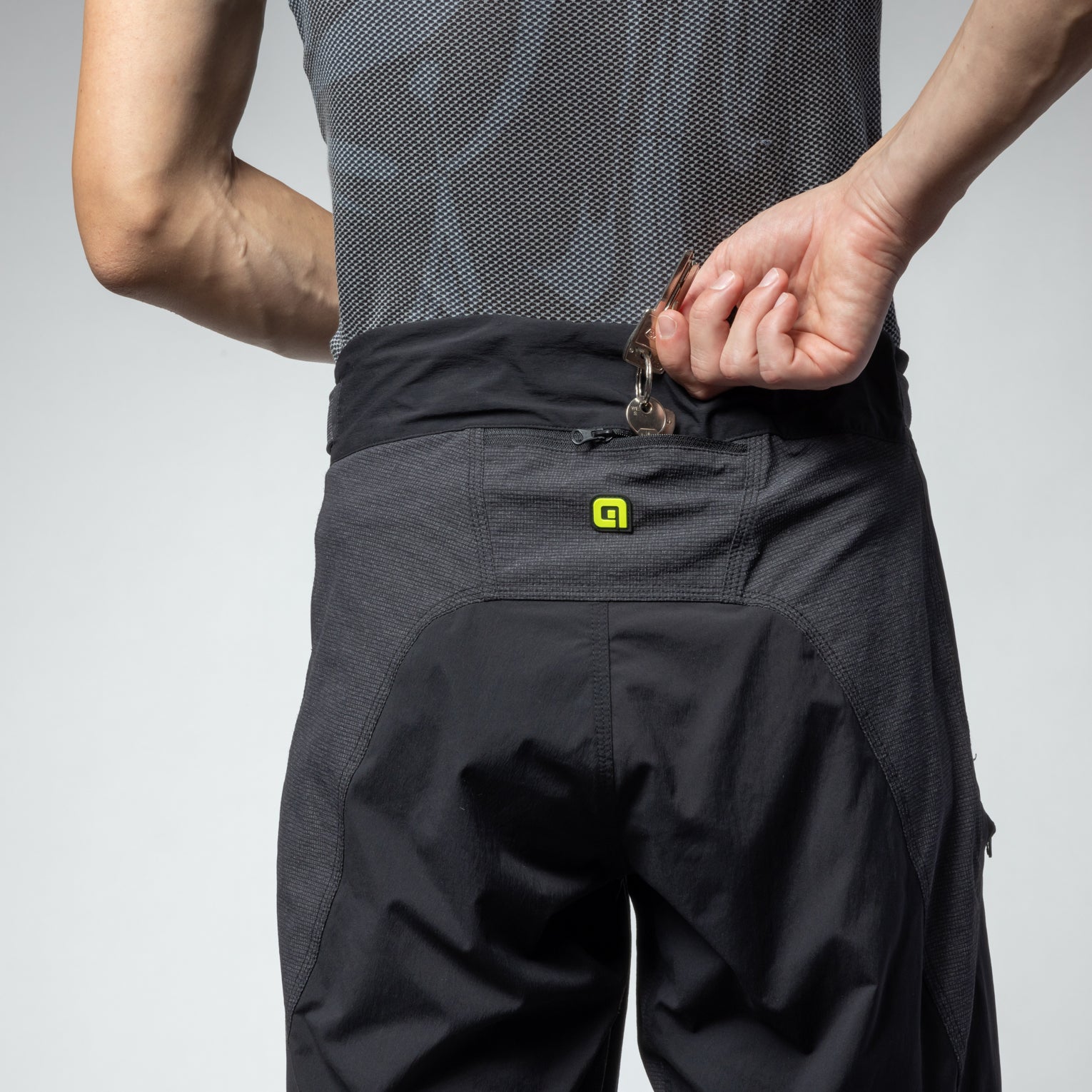 OVERLAND MEN'S GRAVEL SHORT