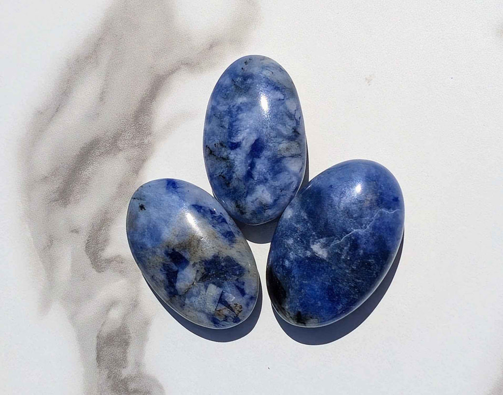 Dumortierite Palm Stones – Focus, Patience & Mental Clarity
