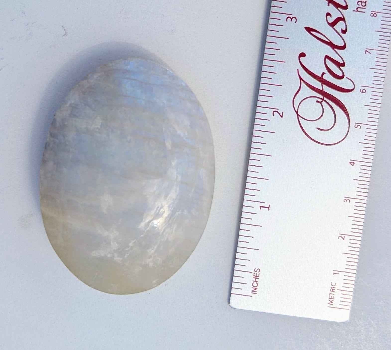 Moonstone Palm Stones – Intuition, Emotional Balance & New Beginnings