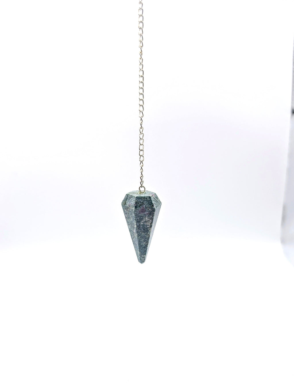 Pendulum Divination Tools – Crystal Dowsing for Clarity & Intuitive Guidance