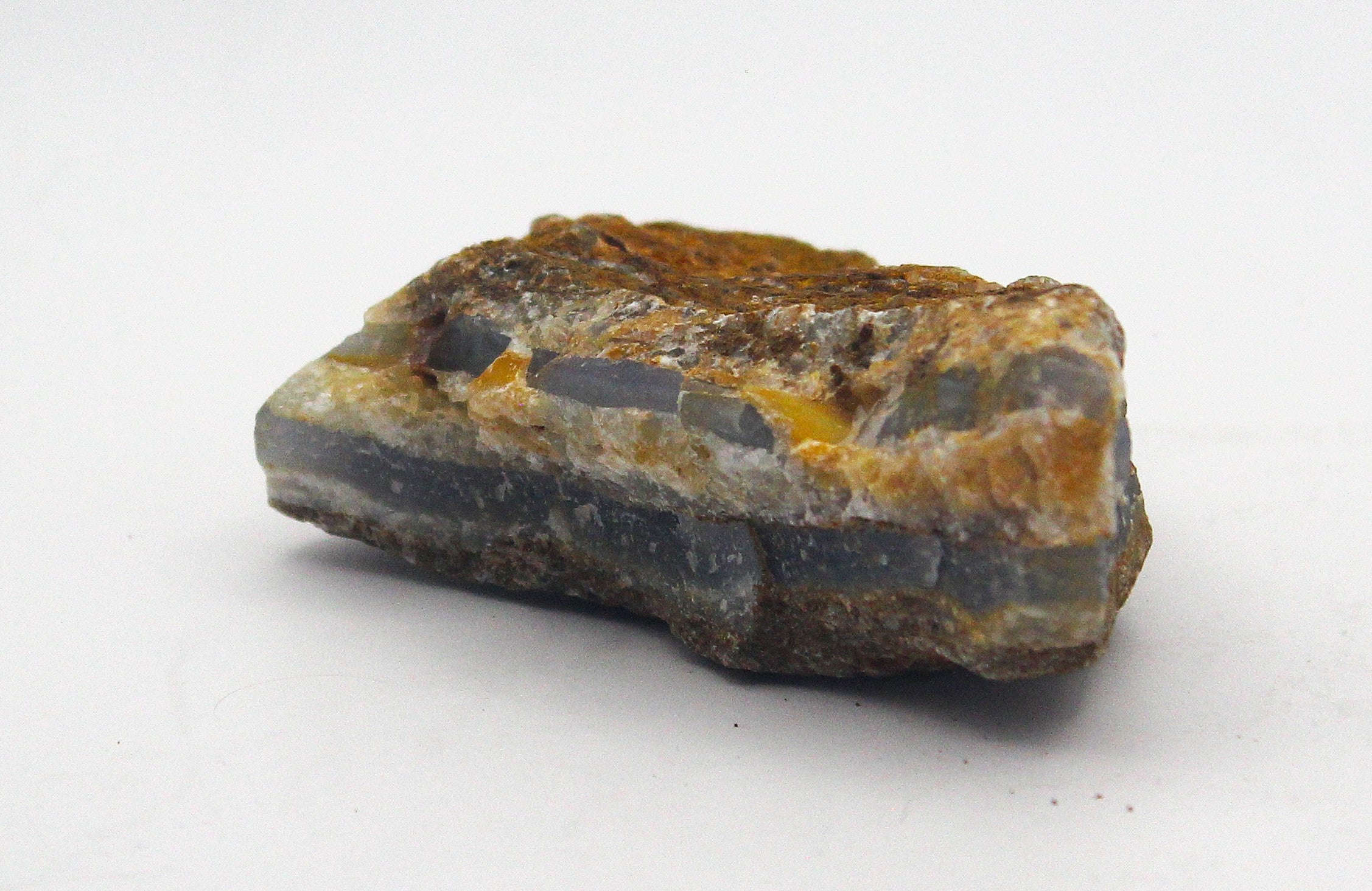 Raw Blue Lace Agate – Natural Rough Stone for Calm & Gentle Communication