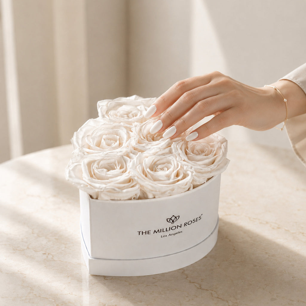 Baby Heart White Box | White Roses