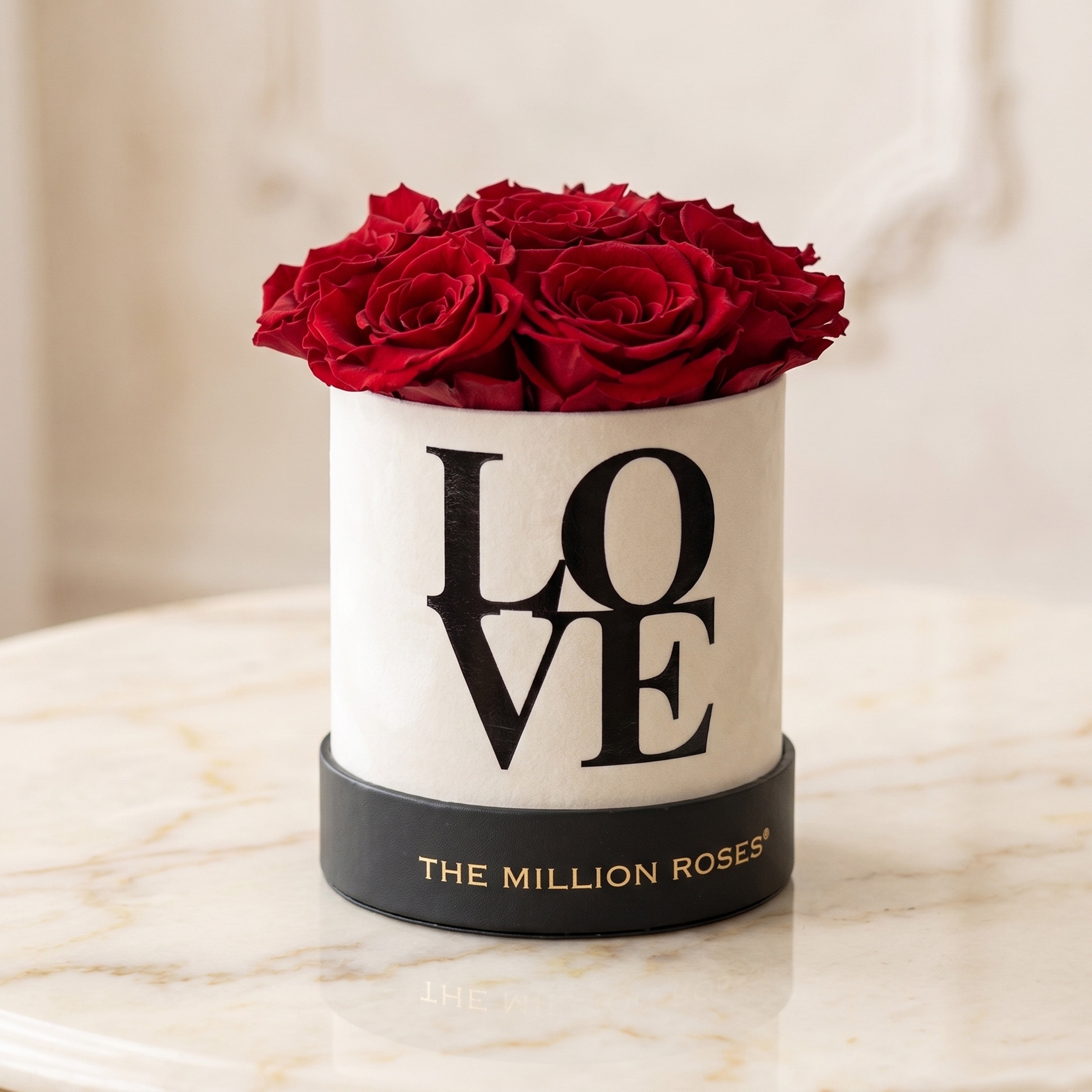 Essence White Box | Love Edition | Red Roses