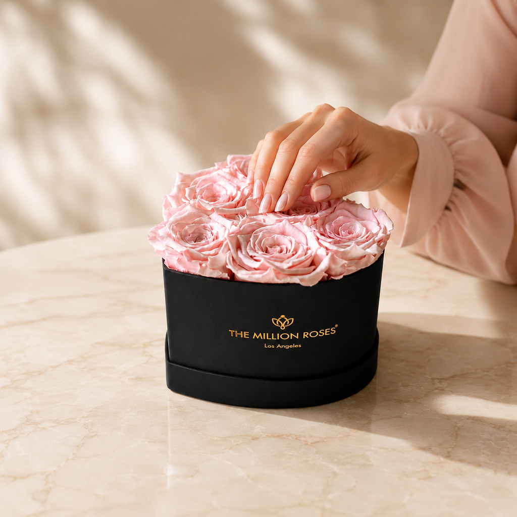 Baby Heart Black Box | Light Pink Roses