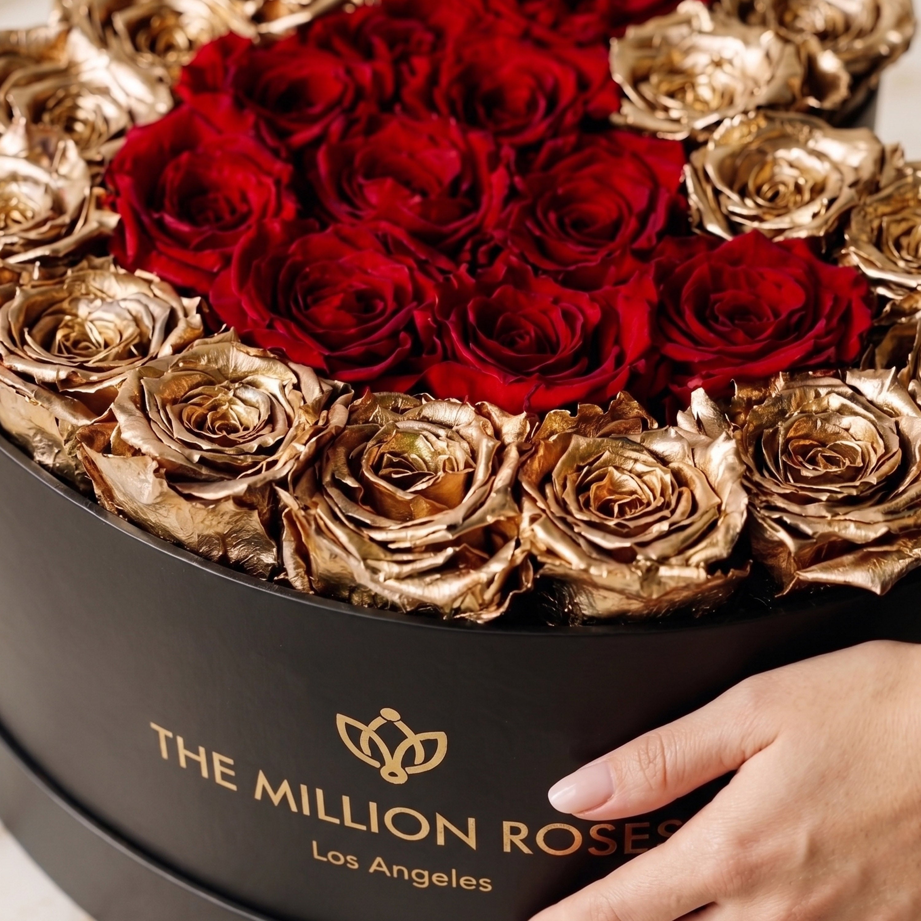 Heart Black Box | 24K Gold & Red Roses