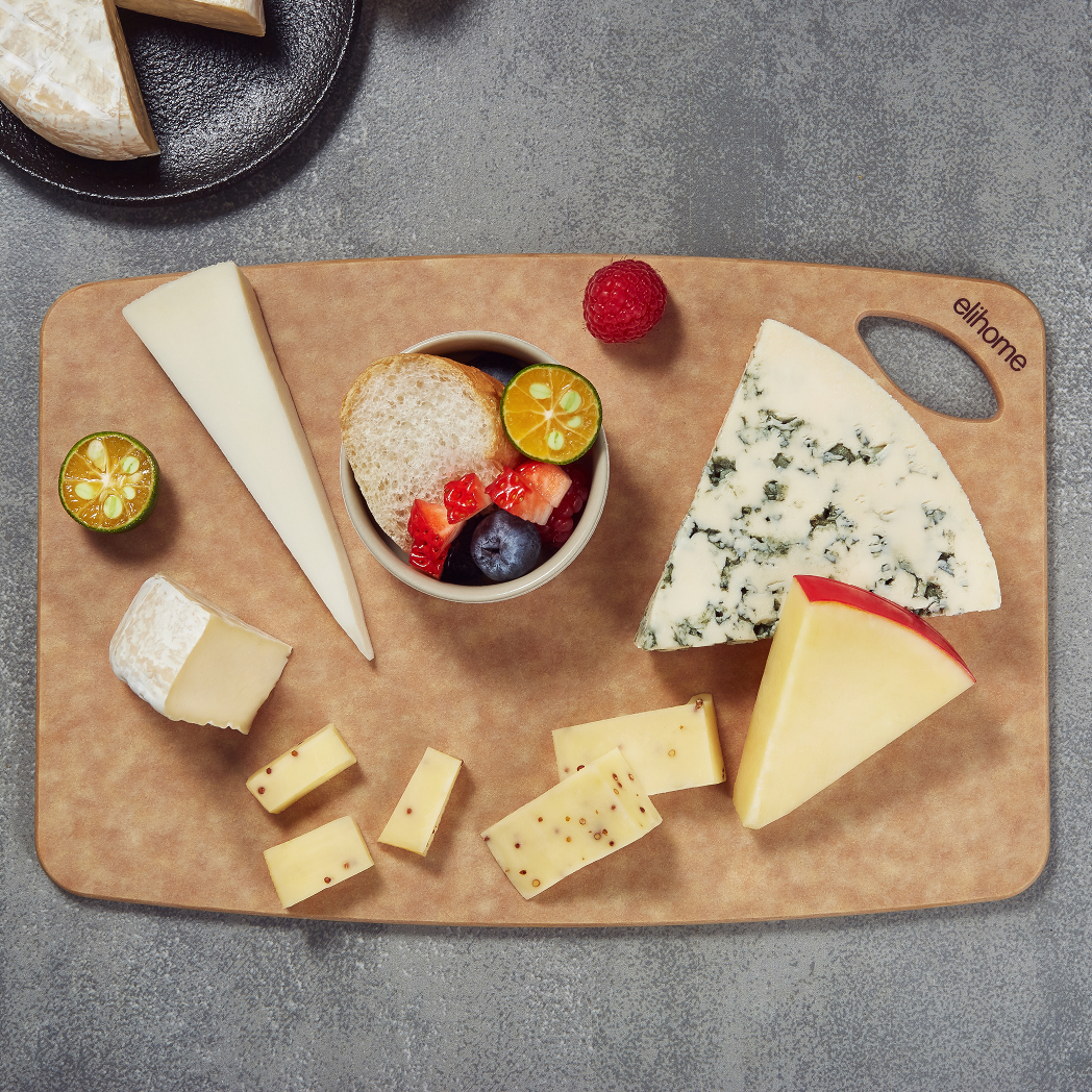 Classic Series 7 x 10 x 1/4 Cutting Board - Small