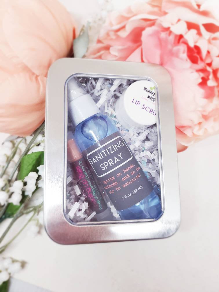 Spa Gift Basket | All Natural Organic | Tobacco Flower Floral Scent | Mini Spa and Relaxing Kit | Metal Tin Box | Lip Balm Lotion Lip Scrub