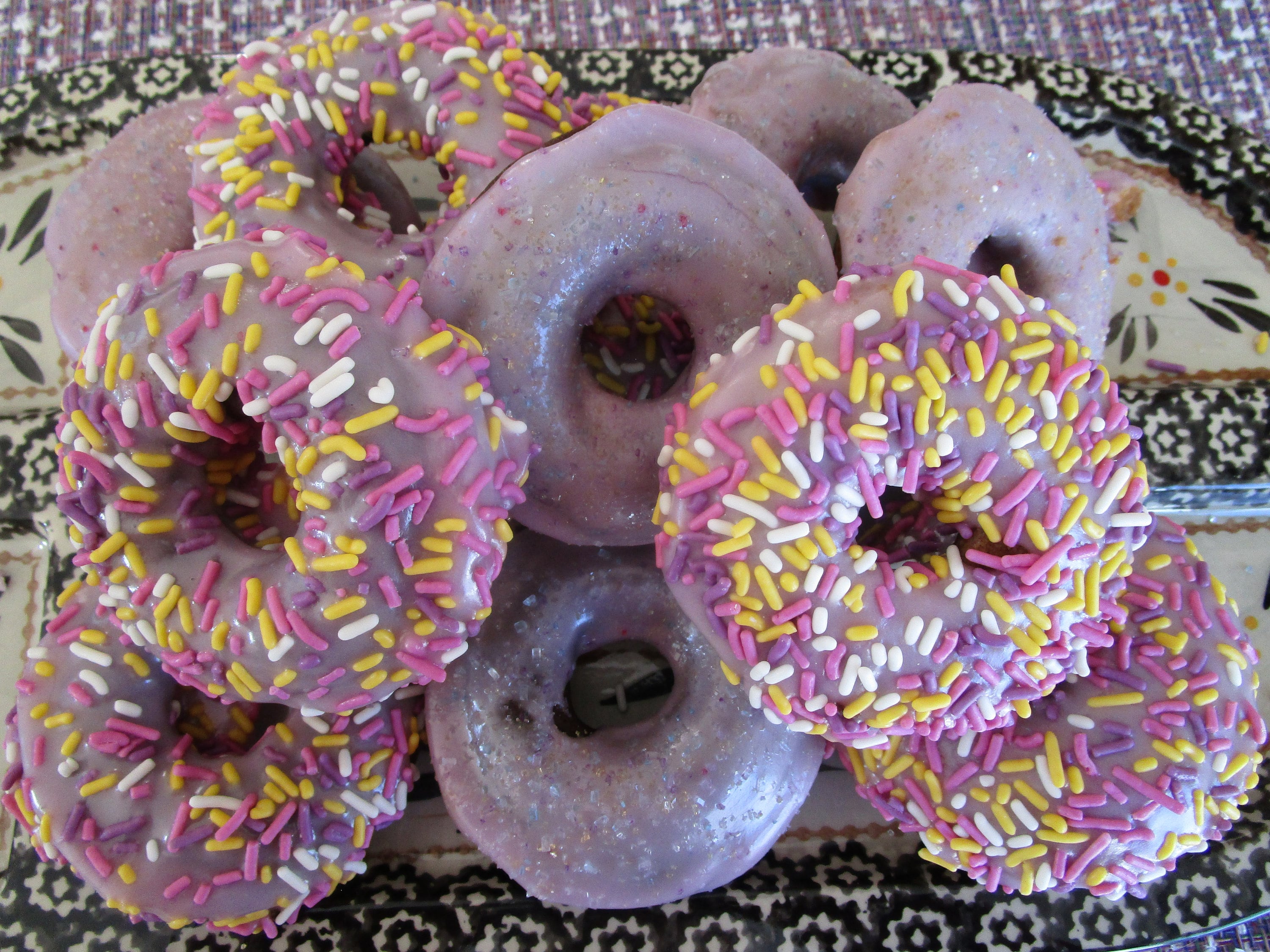 Gluten Free Donuts, Egg Free, Dairy Free, Vanilla, Chocolate, Natural Sprinkle, Vegan, Birthday, Thanksgiving, New Years 2025, Christmas