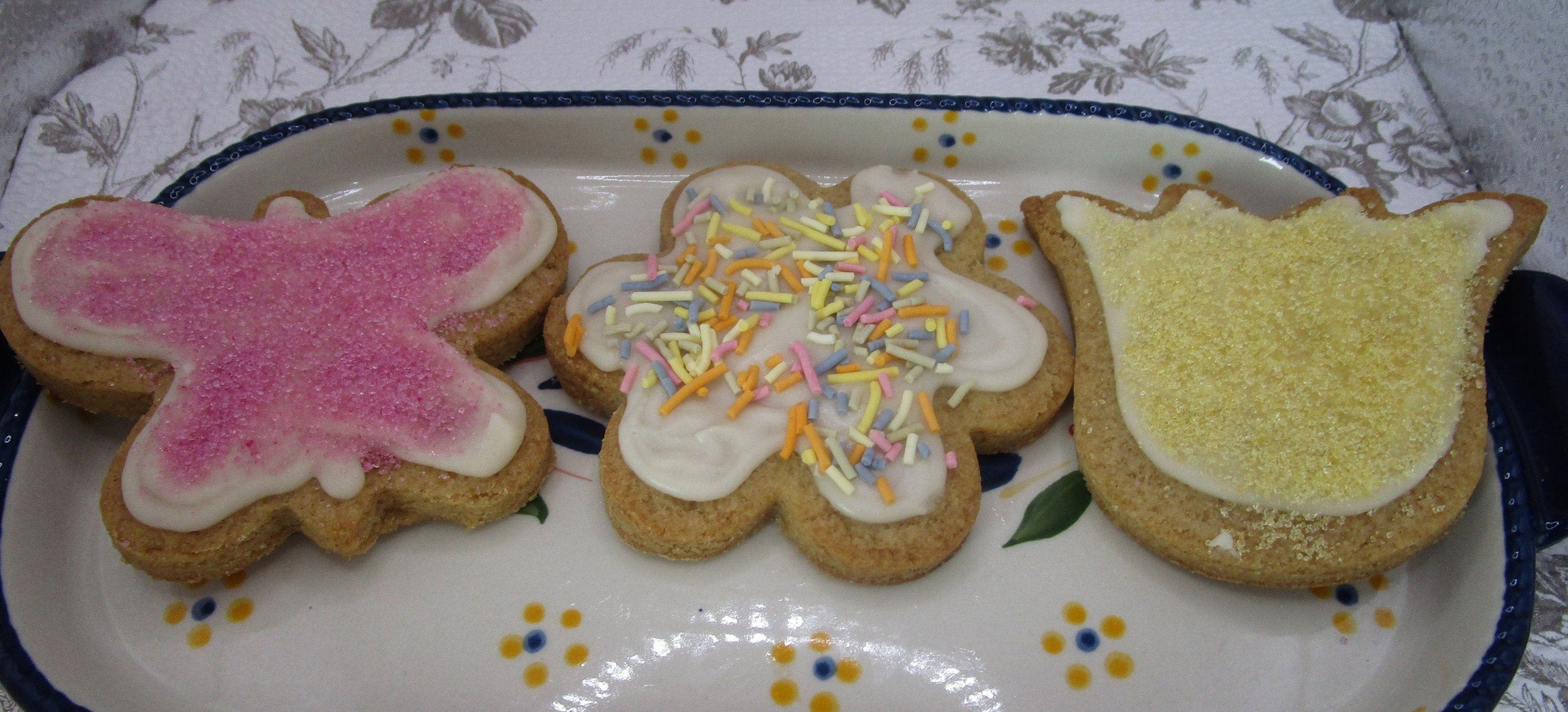 Sugar Free Cookies, Gluten Free, Dairy Free, Egg Free, Flowers, Butterfly, Tulip, Vegan, Plant Based Colors, Healthy Gifts, Birthday Gifts