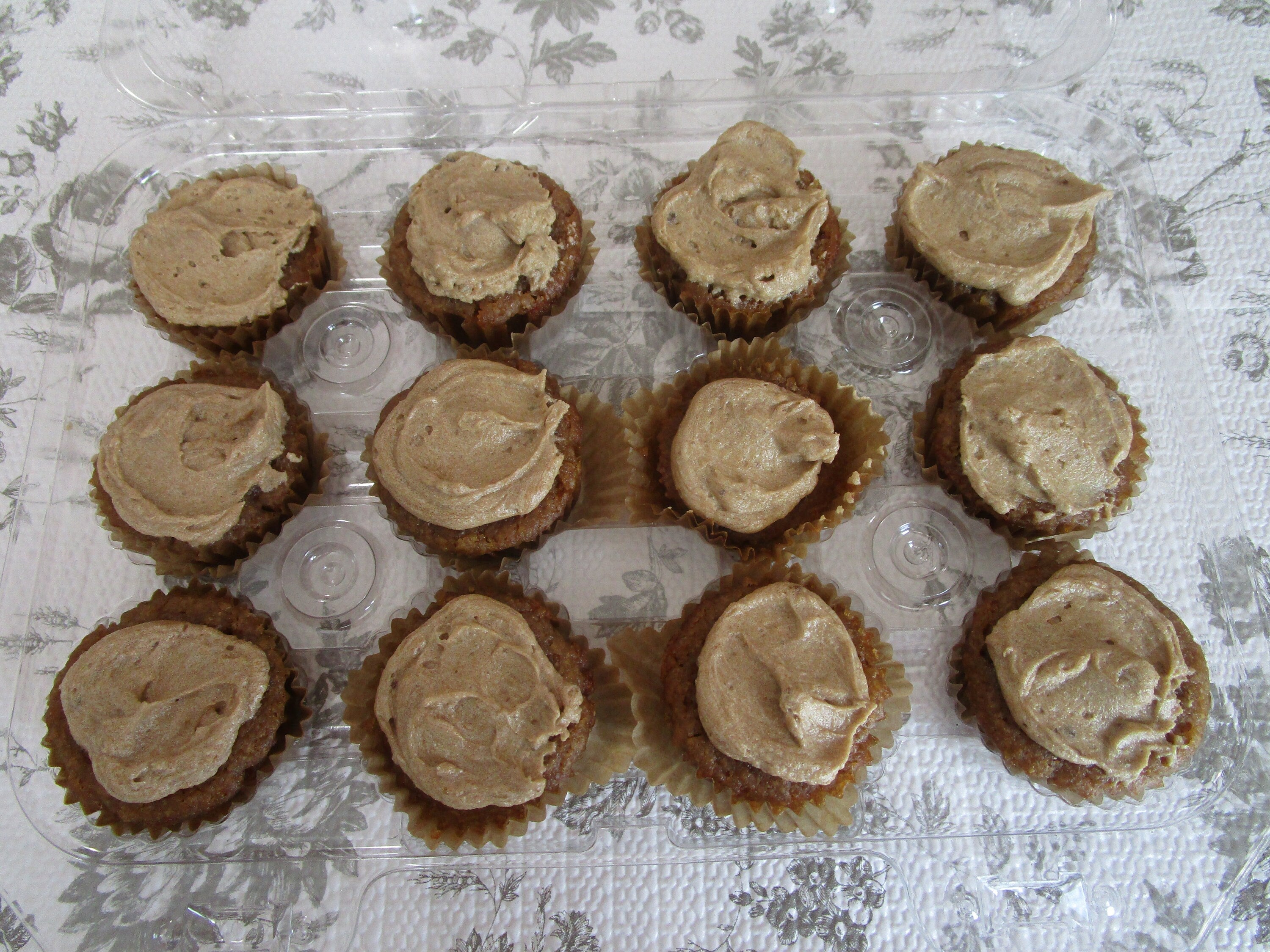 AIP Paleo Mini Cupcakes with Maple Frosting, Grain free, Gluten Free, Vegan, Dairy Free, Nut Free, No Refined Sugar, Low Histamine, FODMAP