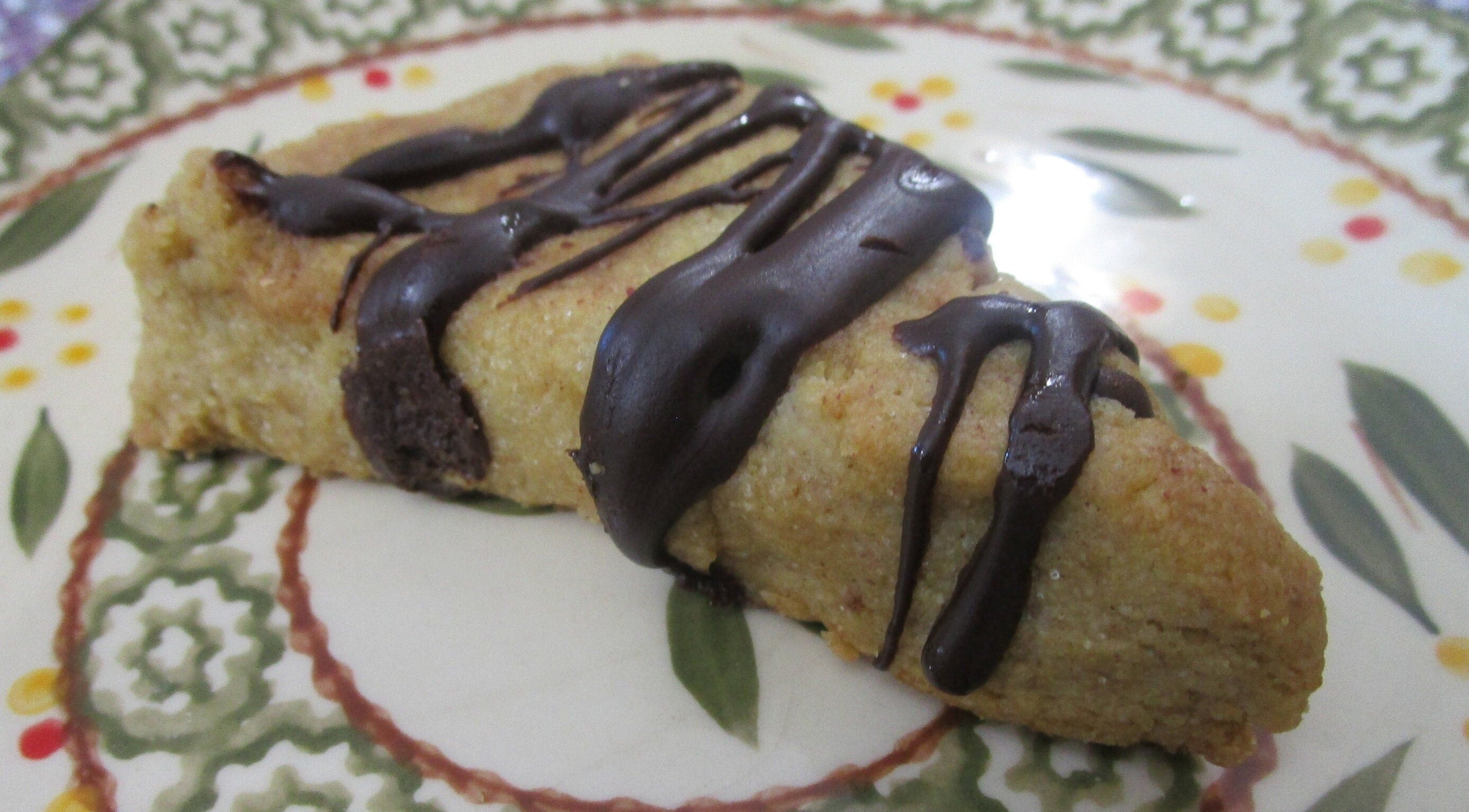Keto Scones, Grain Free, Gluten Free, Dairy Free, Vegan, Sugar Free, Peanut Butter, low carb snack, Fitness Gifts, Easter Dessert, Clean Eat