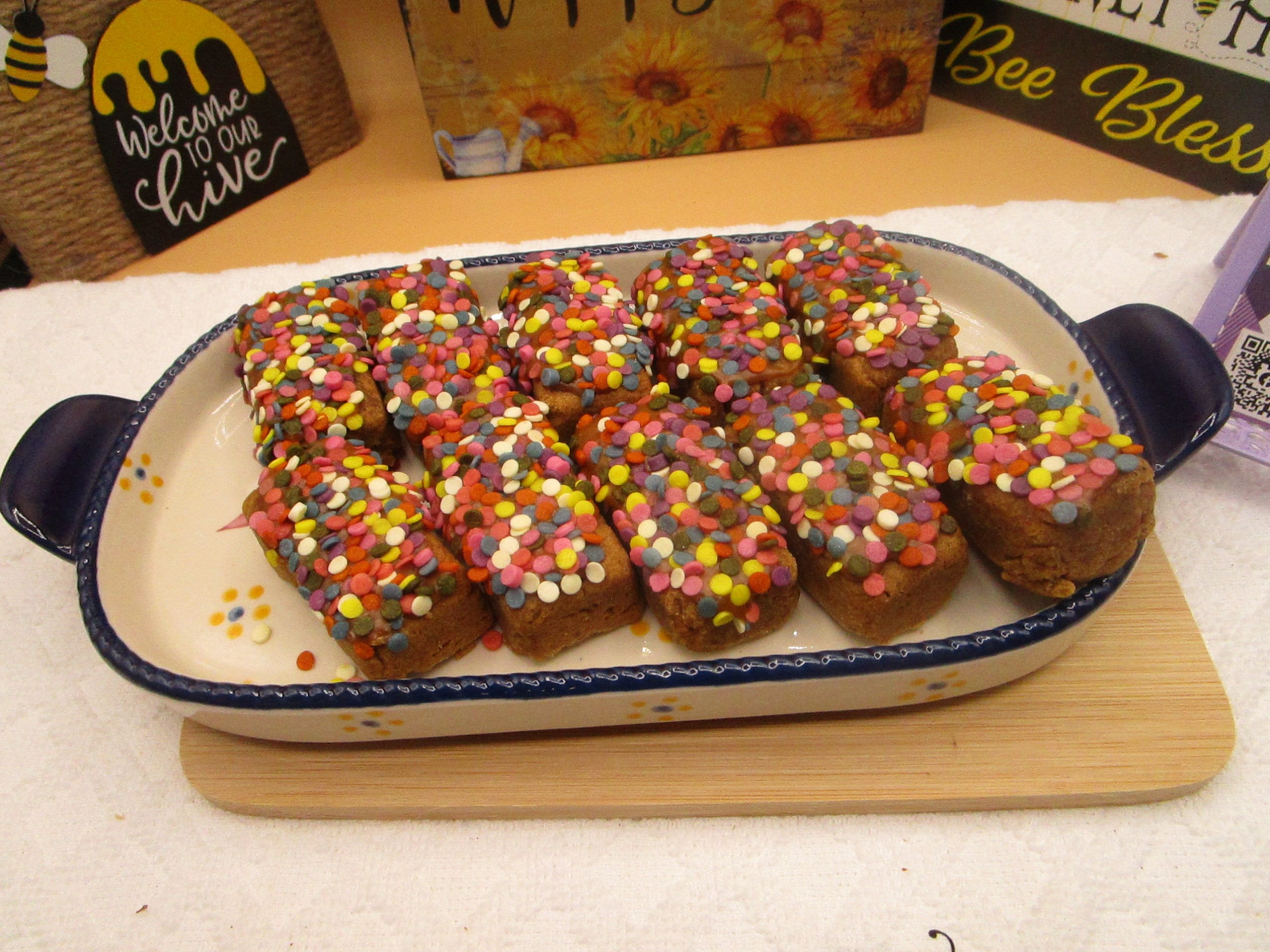 Gluten Free Sugar Cookies Bars, Dairy free, Egg Free, Nut Free, Vegan, Healthy snacks, school essentials, Birthday Party, Halloween Treats