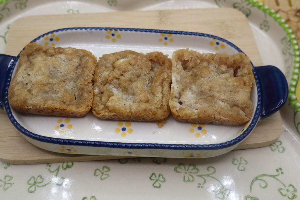 Gluten Free Blondie Bar, Dairy Free, Vegan, Peanut Free, Birthday Treats, Easter Dessert, Marshmallow snack, Graduation Party, Cinnamon Roll