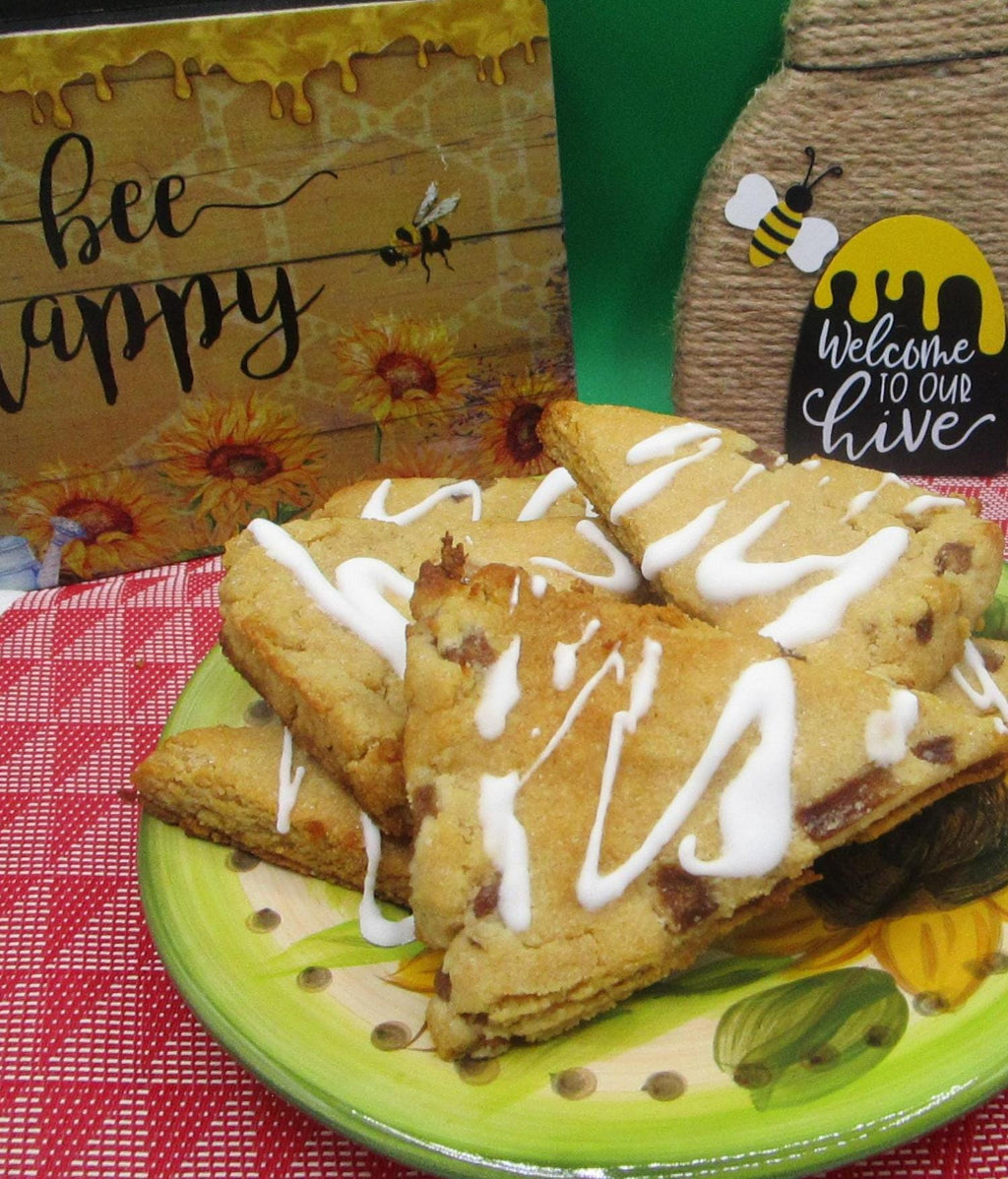 Keto Scones, Grain Free, Gluten Free, Dairy Free, Vegan, Sugar Free, Peanut Butter, low carb snack, Fitness Gifts, Easter Dessert, Clean Eat