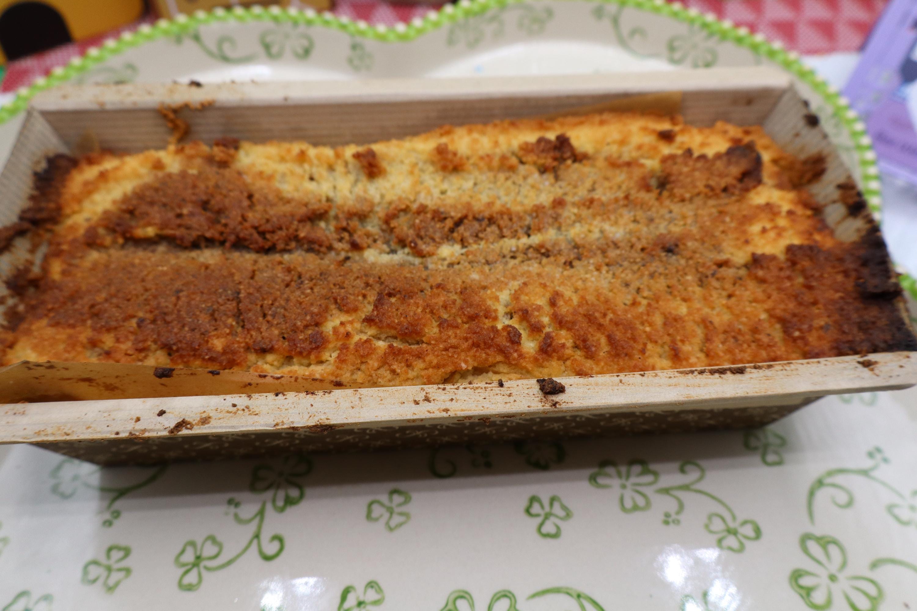 KETO Coffee Crumb Cake, Gluten Free, Dairy Free, Grain Free, Sugar Free, Low Carb Snacks, Birthday Brunch, Cinnamon Swirl, Valentine's Day