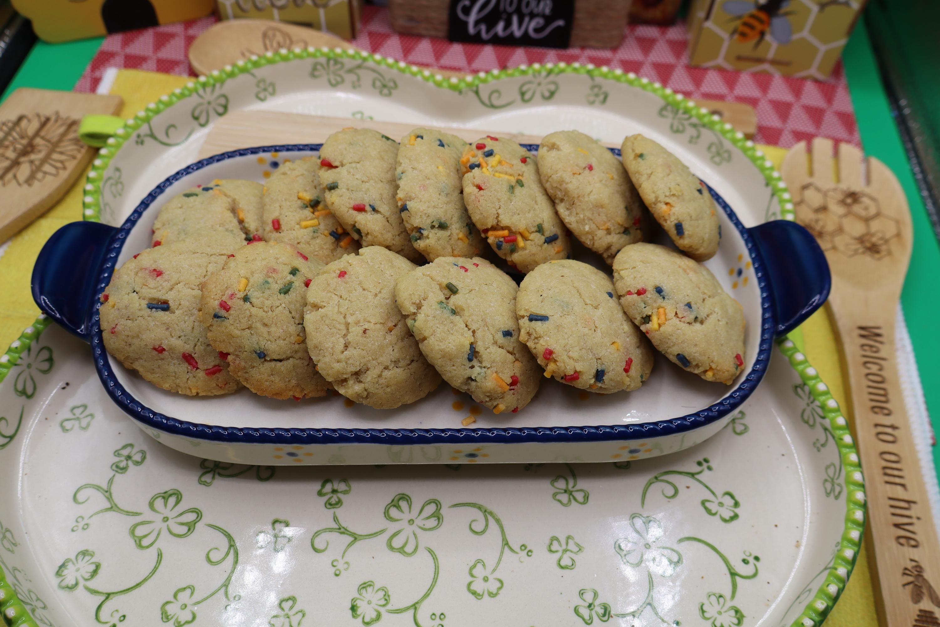 KETO Sugar Cookies, Gluten Free, Sugar Free, Dairy Free, Grain Free, Vegan, Low Carb Snack, Birthday treat, Low Calorie, July 4th Desserts